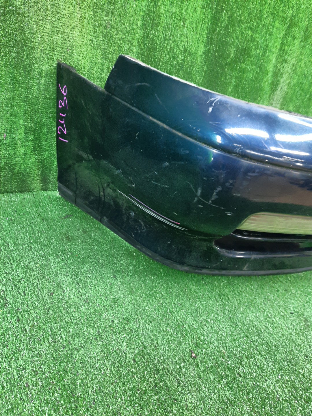 Бампер передний TOYOTA CROWN MAJESTA UZS141 12436 2 ракурс