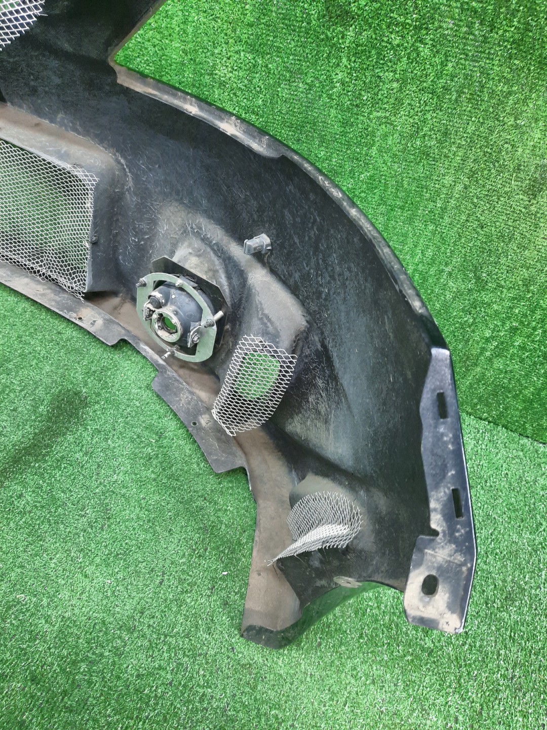 Бампер MITSUBISHI GRANDIS NA4W 12537 5 ракурс Бампер MITSUBISHI GRANDIS NA4W 12537 5 ракурс