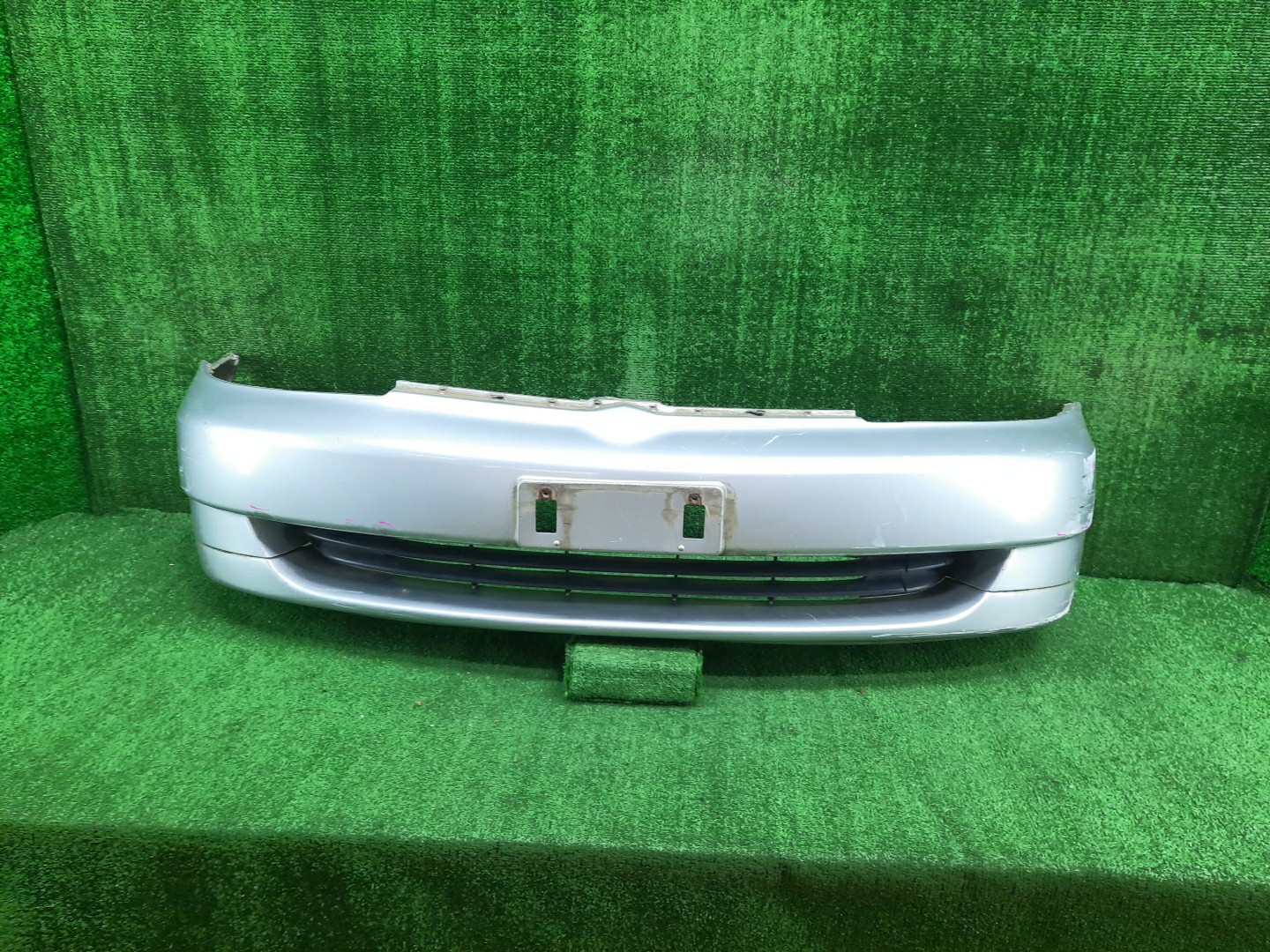 Бампер передний TOYOTA PLATZ NCP12, SCP11, NCP16 12543 1 ракурс