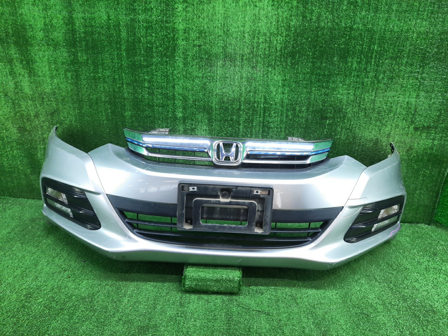 Бампер передний HONDA INSIGHT ZE3, ZE2 12598 1 ракурс