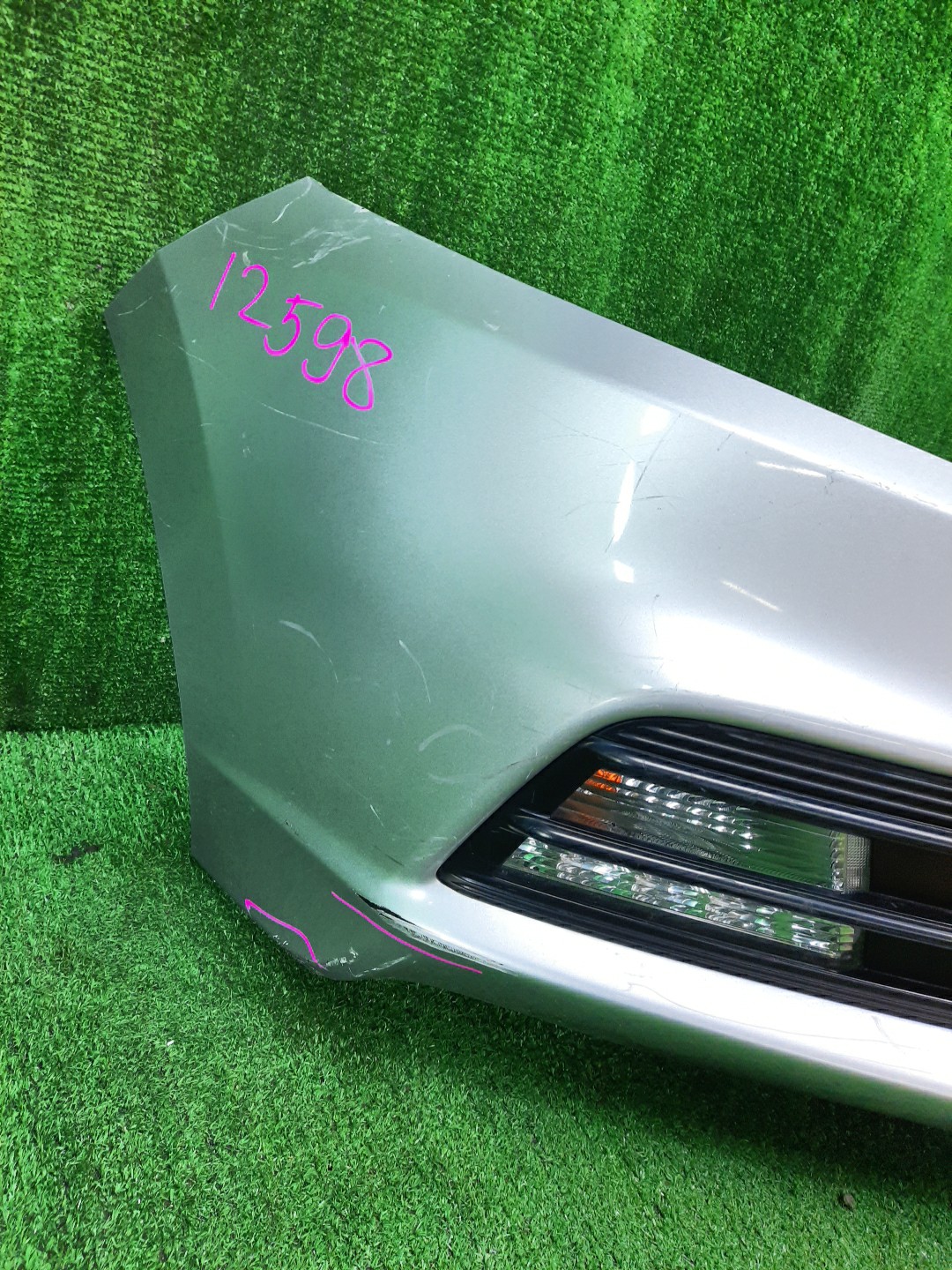 Бампер передний HONDA INSIGHT ZE3, ZE2 12598 2 ракурс