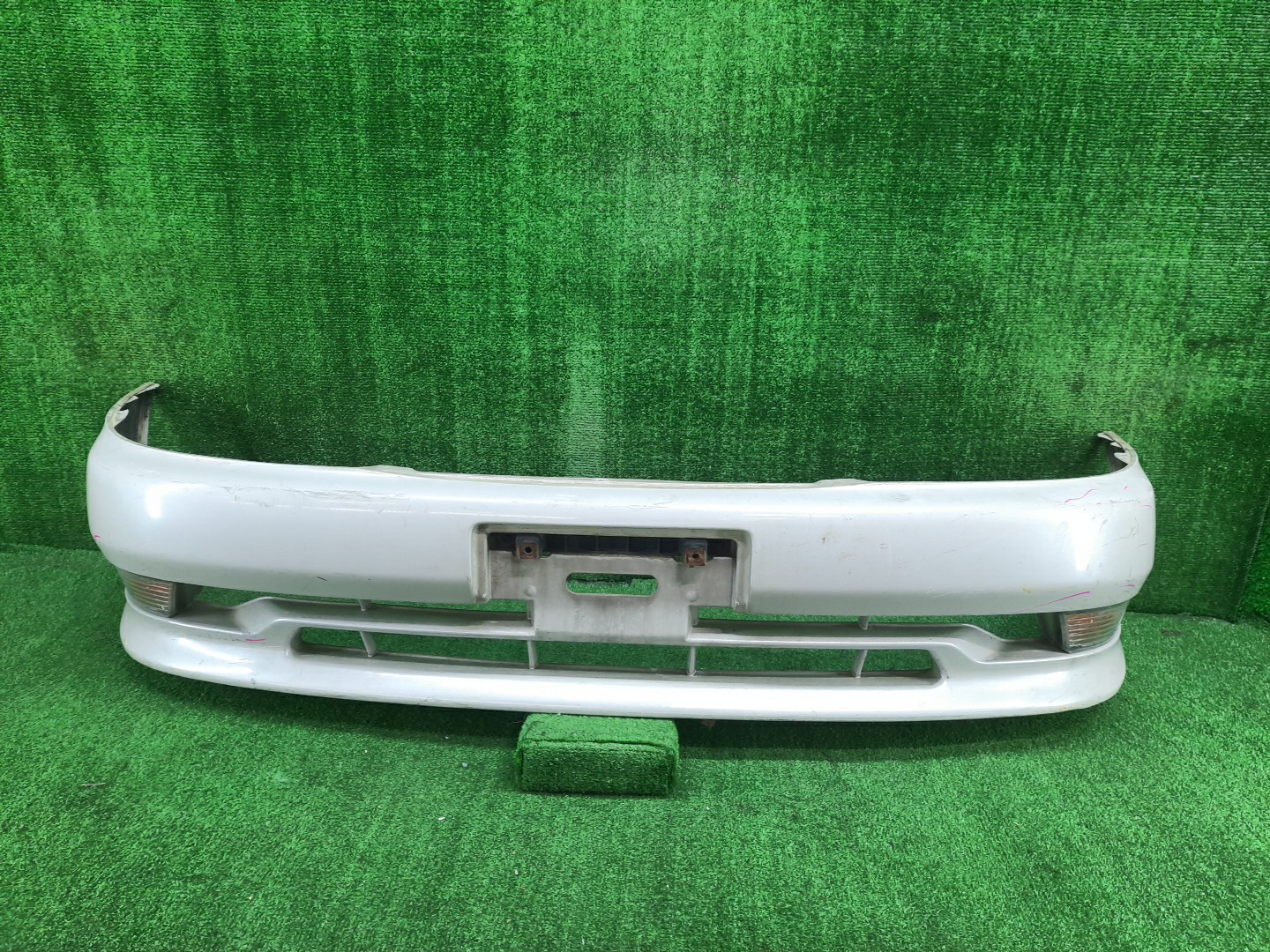 Бампер передний TOYOTA MARK II GX90, JZX90, SX90, JZX91, JZX93, LX90 12747 1 ракурс