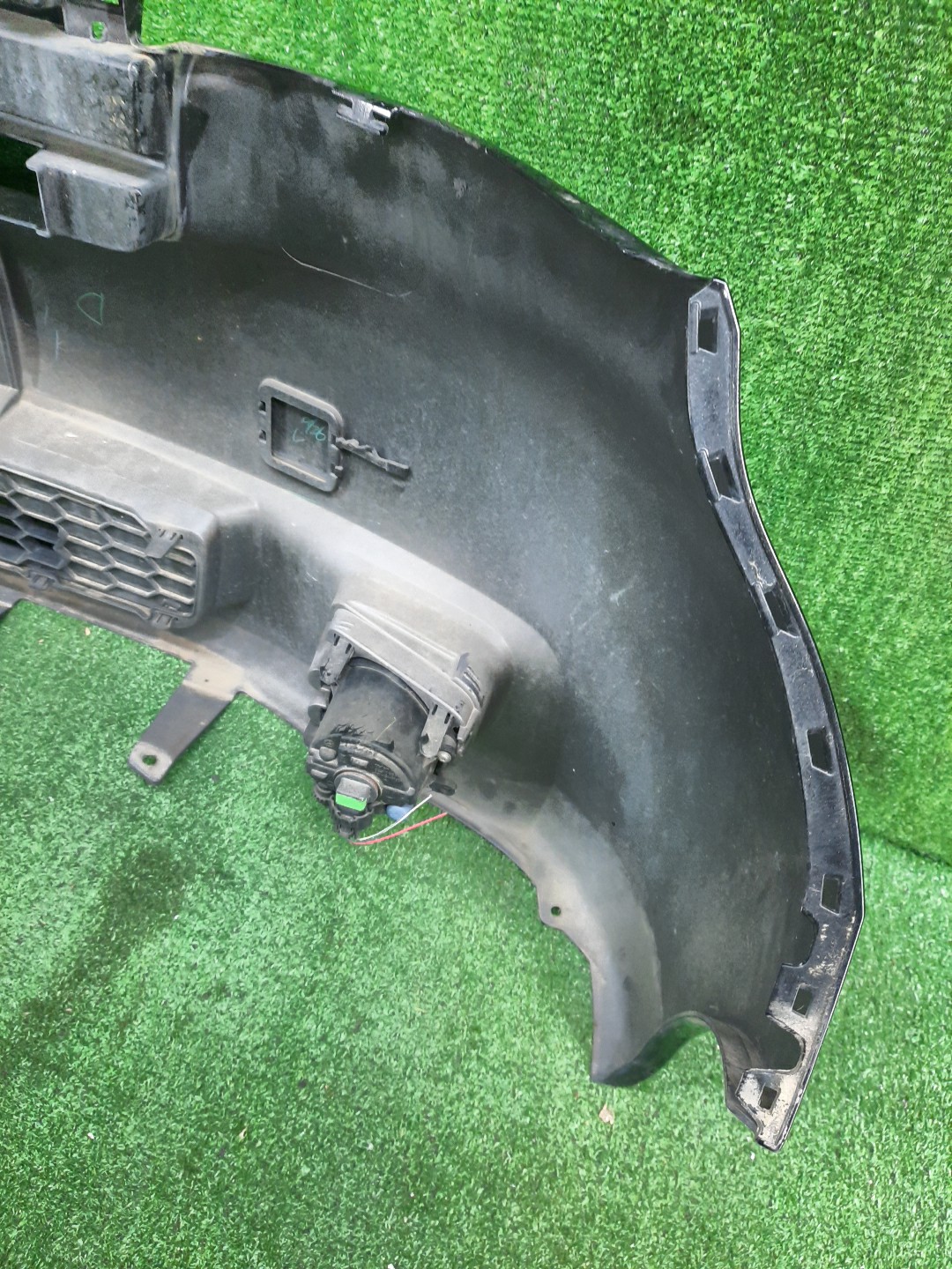 Бампер передний TOYOTA BB QNC20, QNC21, QNC25 12775 4 ракурс