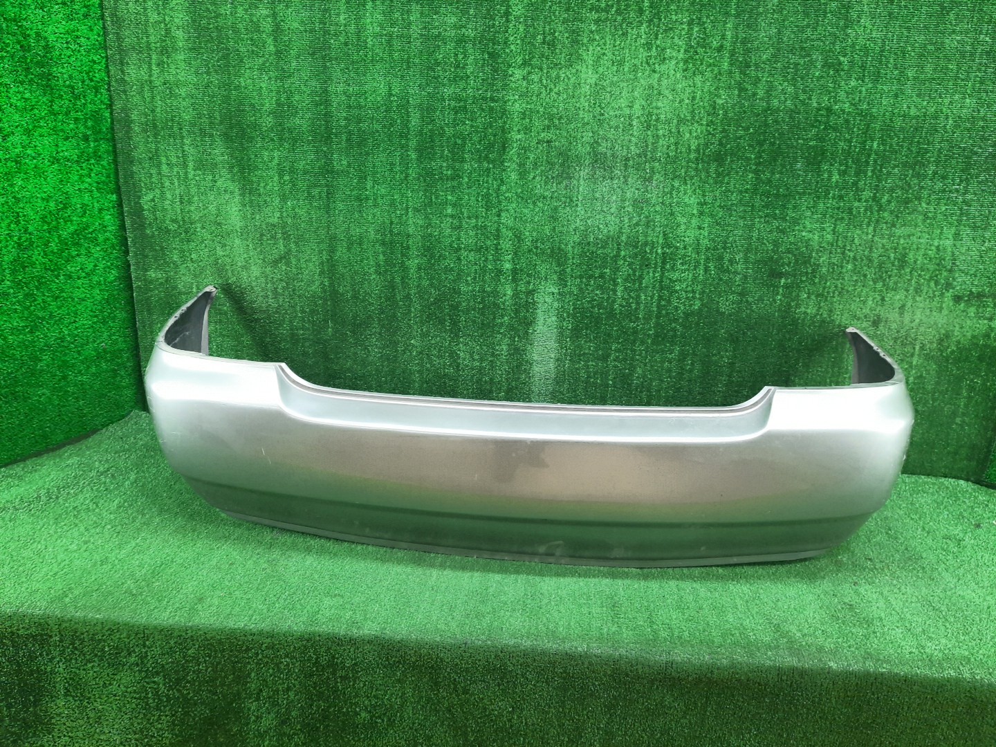 Бампер задний TOYOTA COROLLA ZZE124, NZE121, NZE120, ZZE122, NZE124 12822 2 ракурс