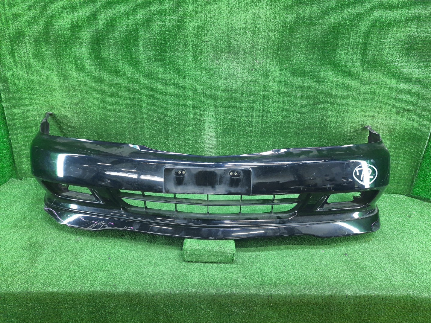 Бампер передний HONDA INSPIRE, SABER UA4, UA5 12882 1 ракурс Бампер передний HONDA INSPIRE, SABER UA4, UA5 12882 1 ракурс