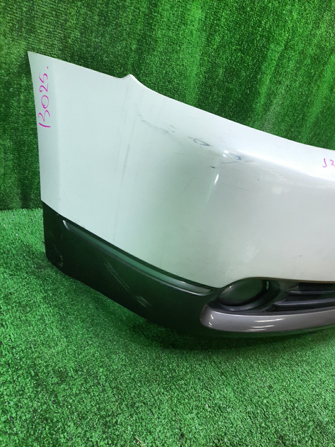 Бампер передний NISSAN TEANA J31, PJ31, TNJ31 13025 2 ракурс