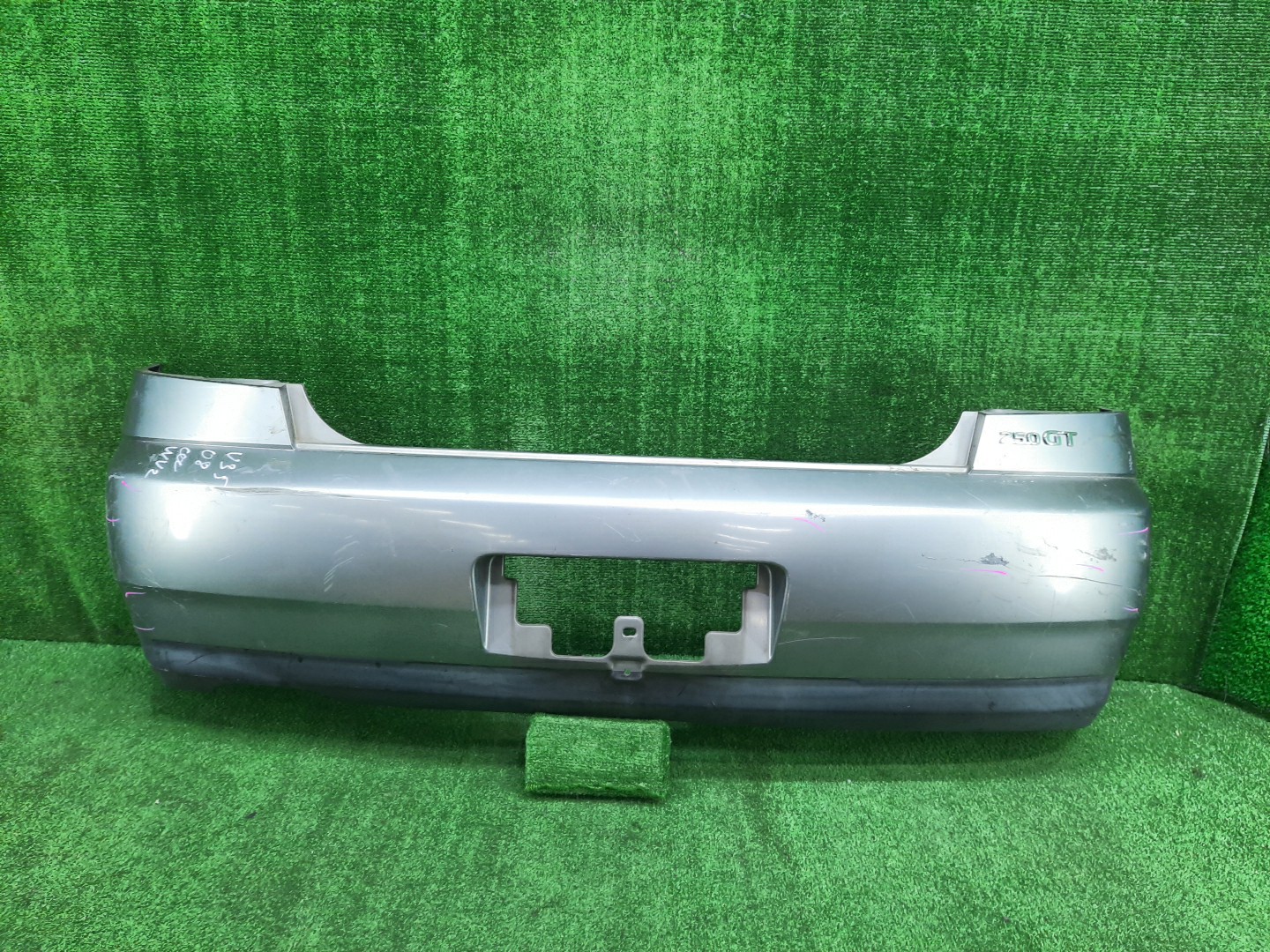 Бампер задний NISSAN SKYLINE V35 13040 1 ракурс