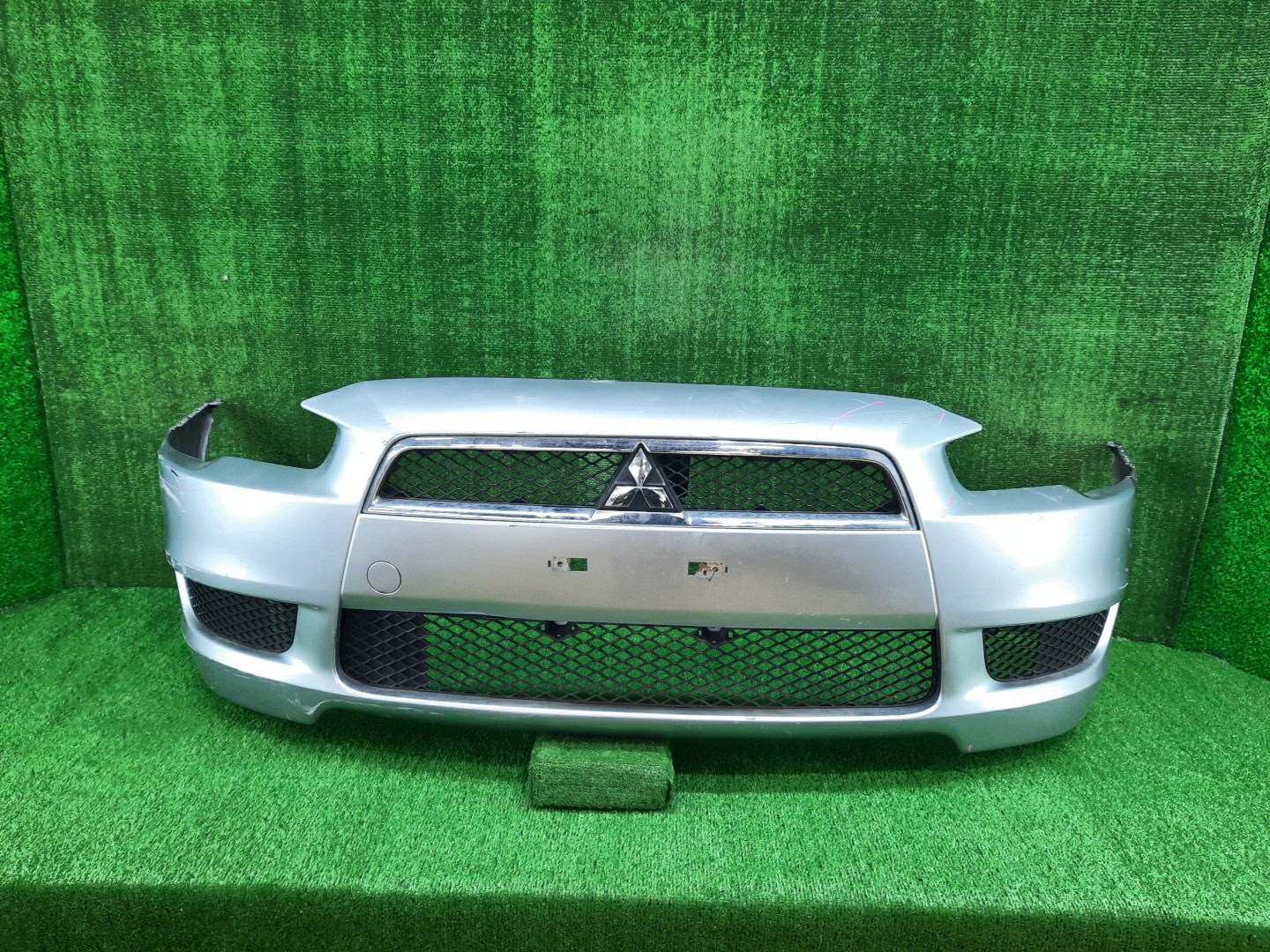 Бампер передний MITSUBISHI LANCER, GALANT FORTIS CY4A, CY2A, CY3A, CY6A, CX6A, CX4A, CX3A 13158 1 ракурс