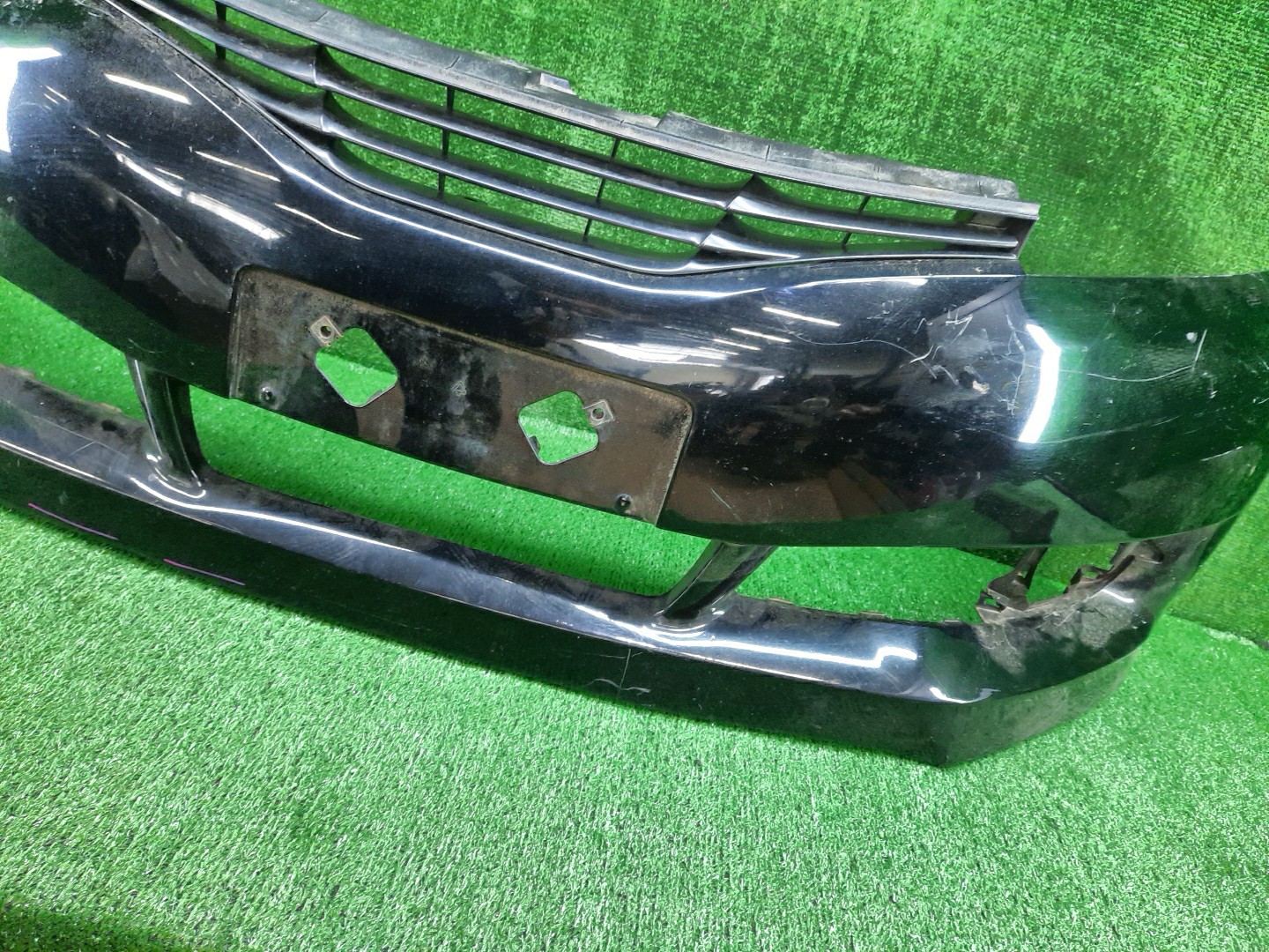 Бампер передний TOYOTA WISH ZGE20W, ZGE20G, ZGE25W, ZGE21G, ZGE22W, ZGE25G X 3 ракурс