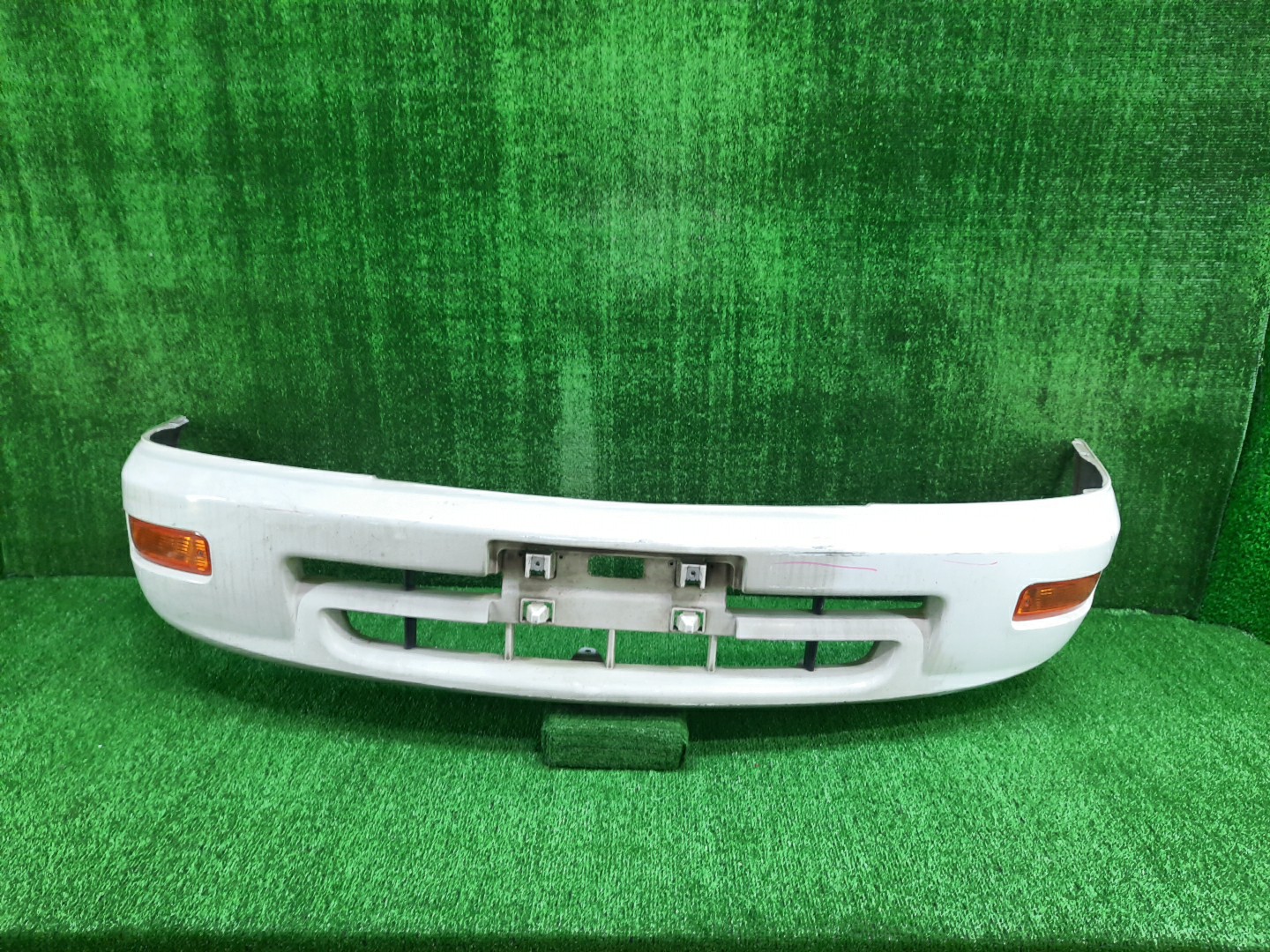 Бампер передний TOYOTA CORONA EXIV ST203, ST202, ST200 13220 1 ракурс