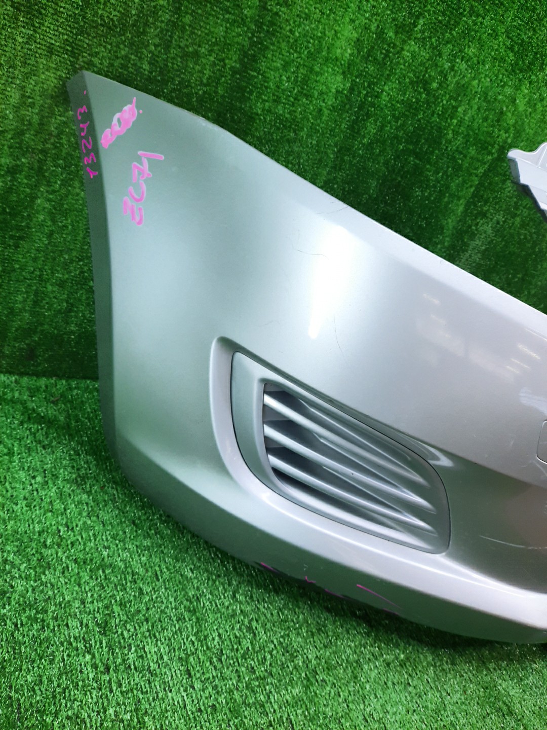 Бампер передний SUZUKI SWIFT ZC72S 13243 2 ракурс
