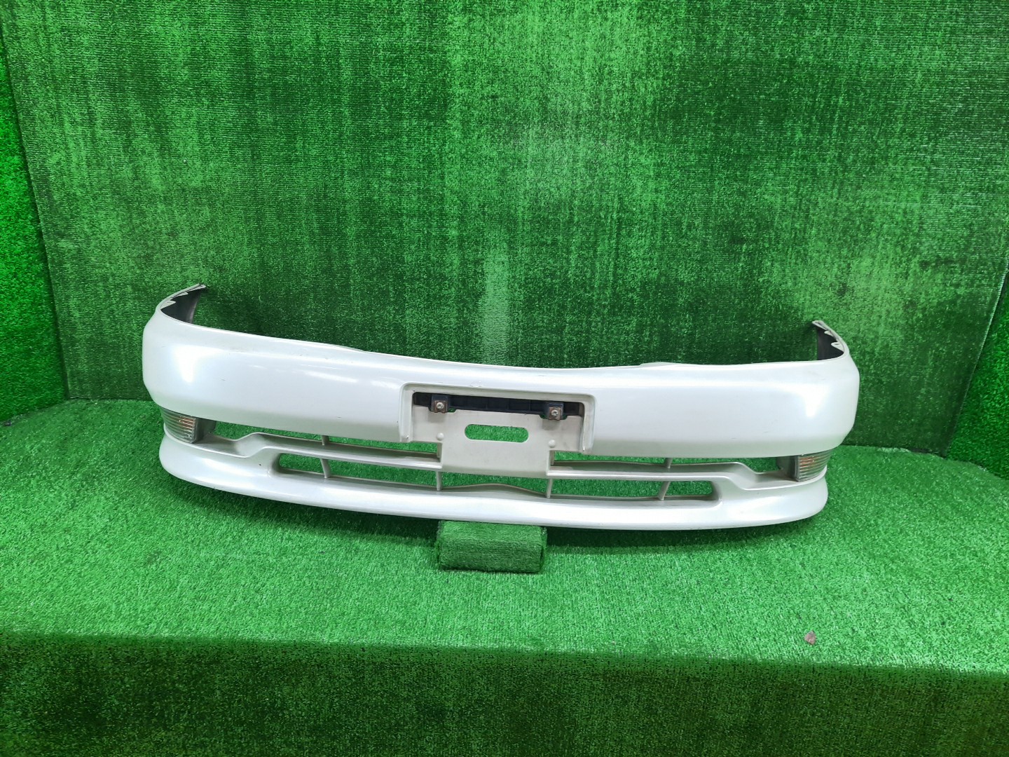 Бампер передний TOYOTA MARK II GX90, JZX90, SX90, JZX91, JZX93, LX90 13283 1 ракурс