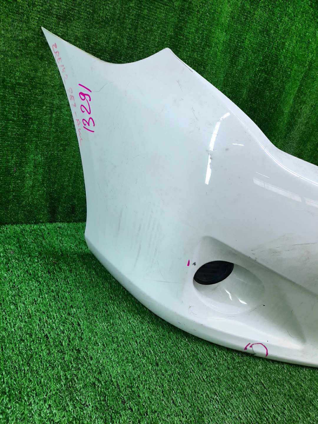 Бампер передний TOYOTA COROLLA FIELDER, COROLLA  AXIO ZRE144G, ZRE142G, NZE144G, NZE141G, NZE141, NZE144, ZRE142, ZRE144 13291 2 ракурс