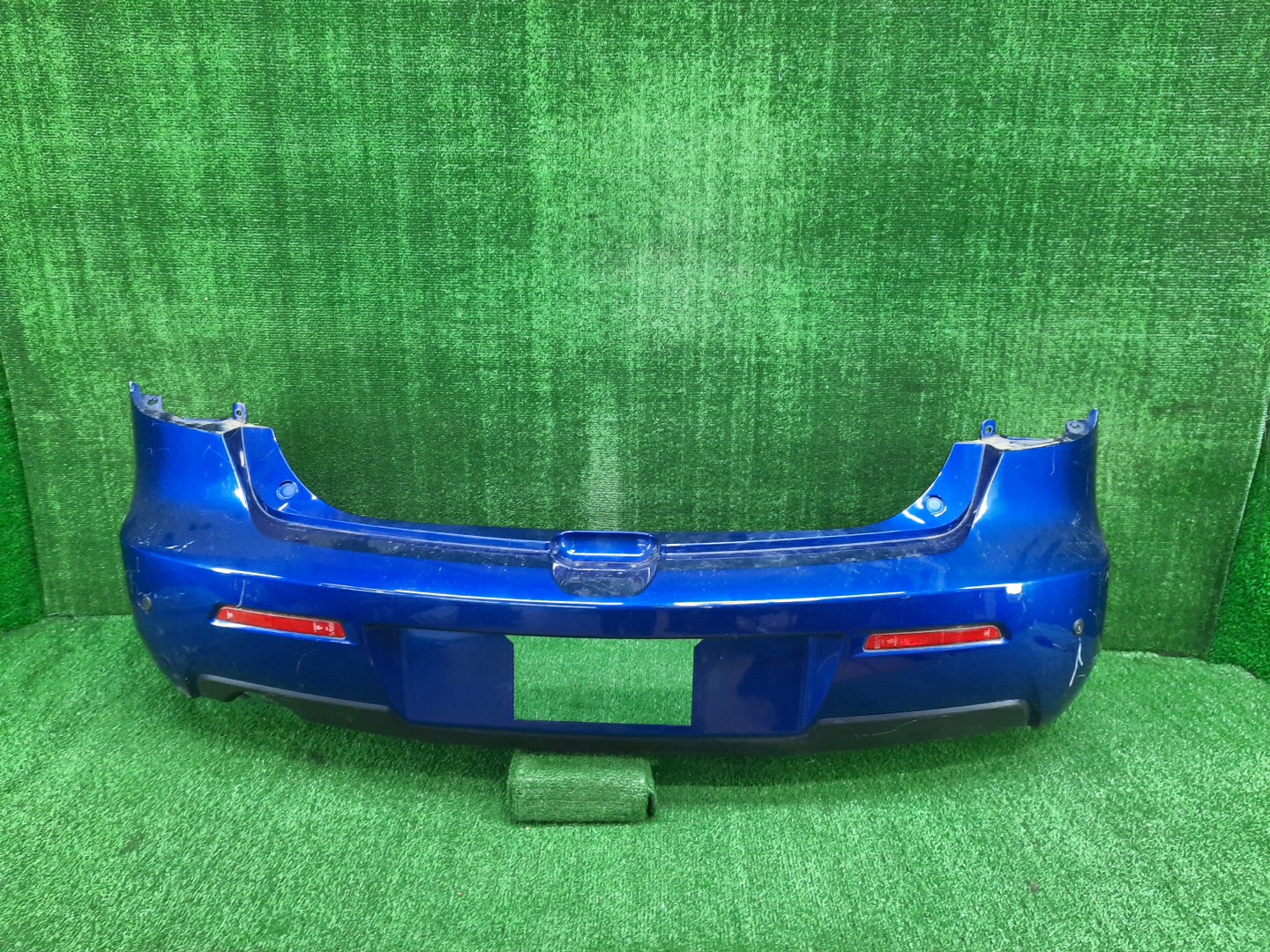 Бампер задний MAZDA AXELA, MAZDA 3, 3 BK5P, BK3P, BKEP, BK WAGON 1 ракурс