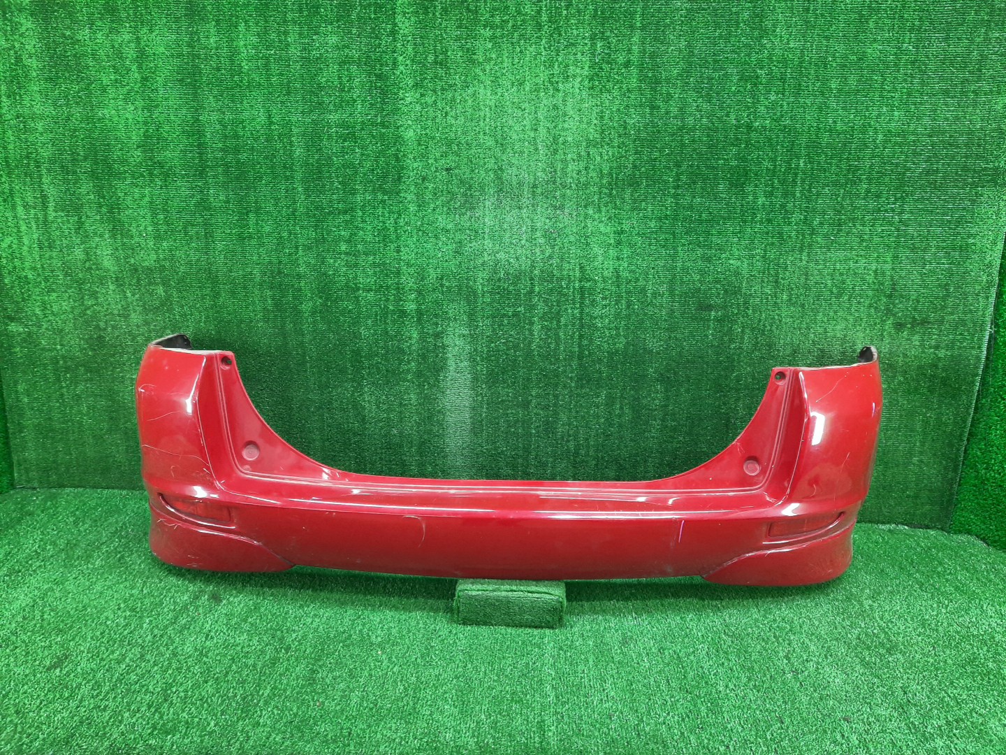Бампер задний MAZDA DEMIO DY3W, DY5W, DY3R 13448 1 ракурс