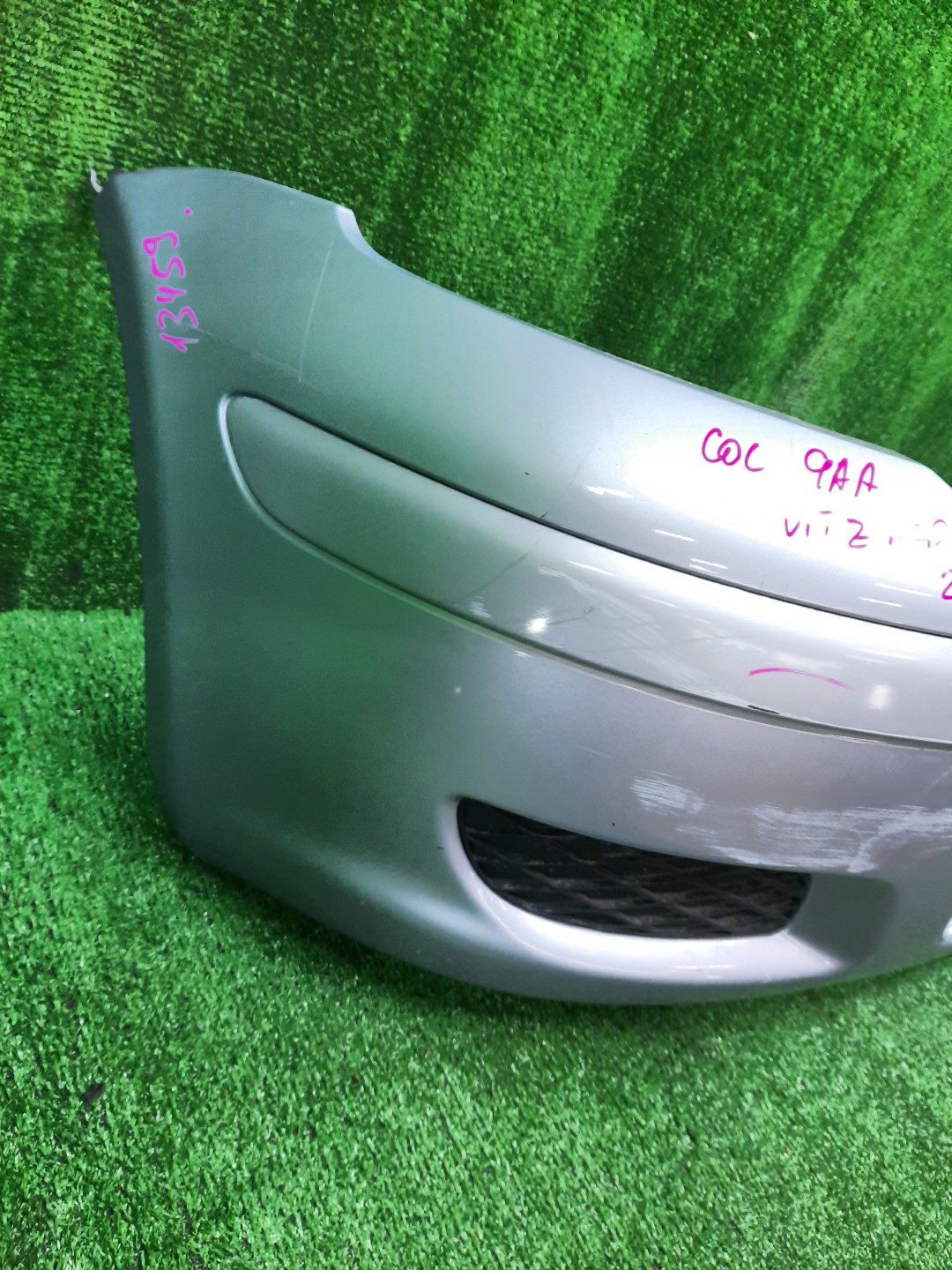 Бампер передний TOYOTA VITZ, YARIS SCP10, NCP10, SCP13, NCP15, NCP11, NCP13 13459 2 ракурс