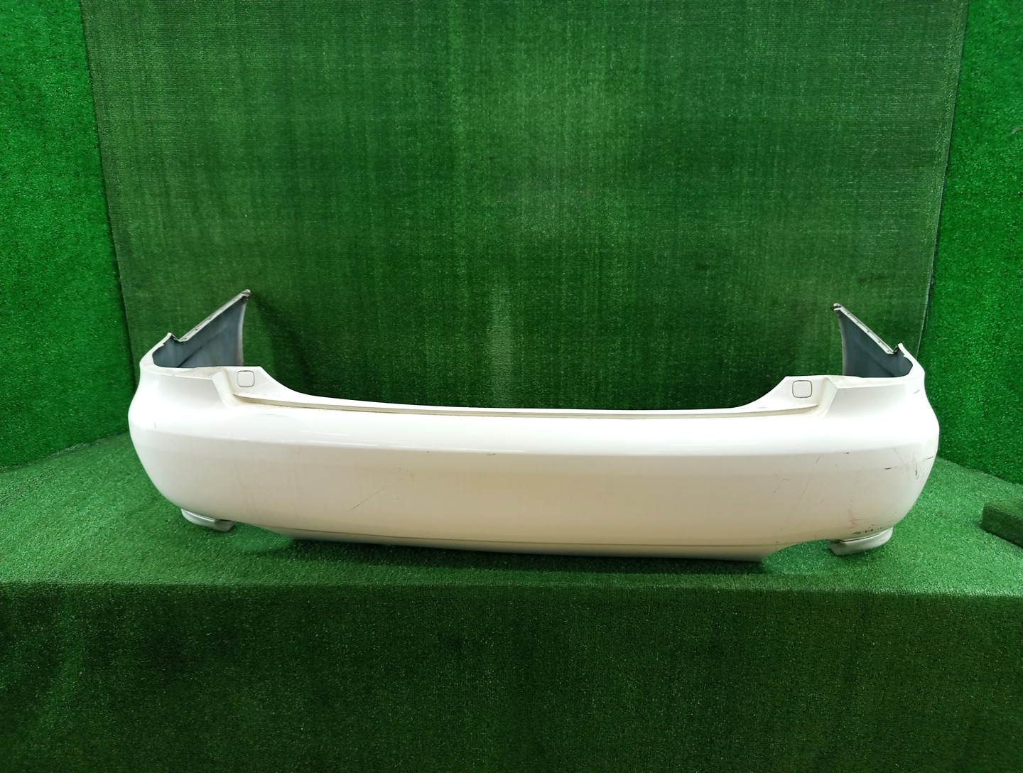 Бампер задний TOYOTA CROWN GRS182, GRS180, GRS181, GRS183 13515 1 ракурс