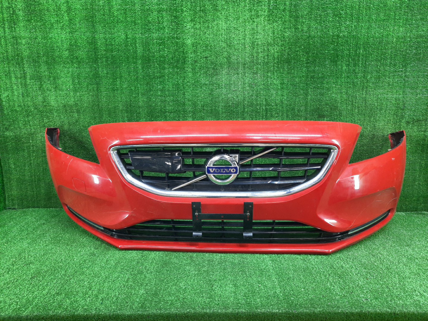 Бампер передний VOLVO V40 MZ63, MV, MV48 13543 1 ракурс