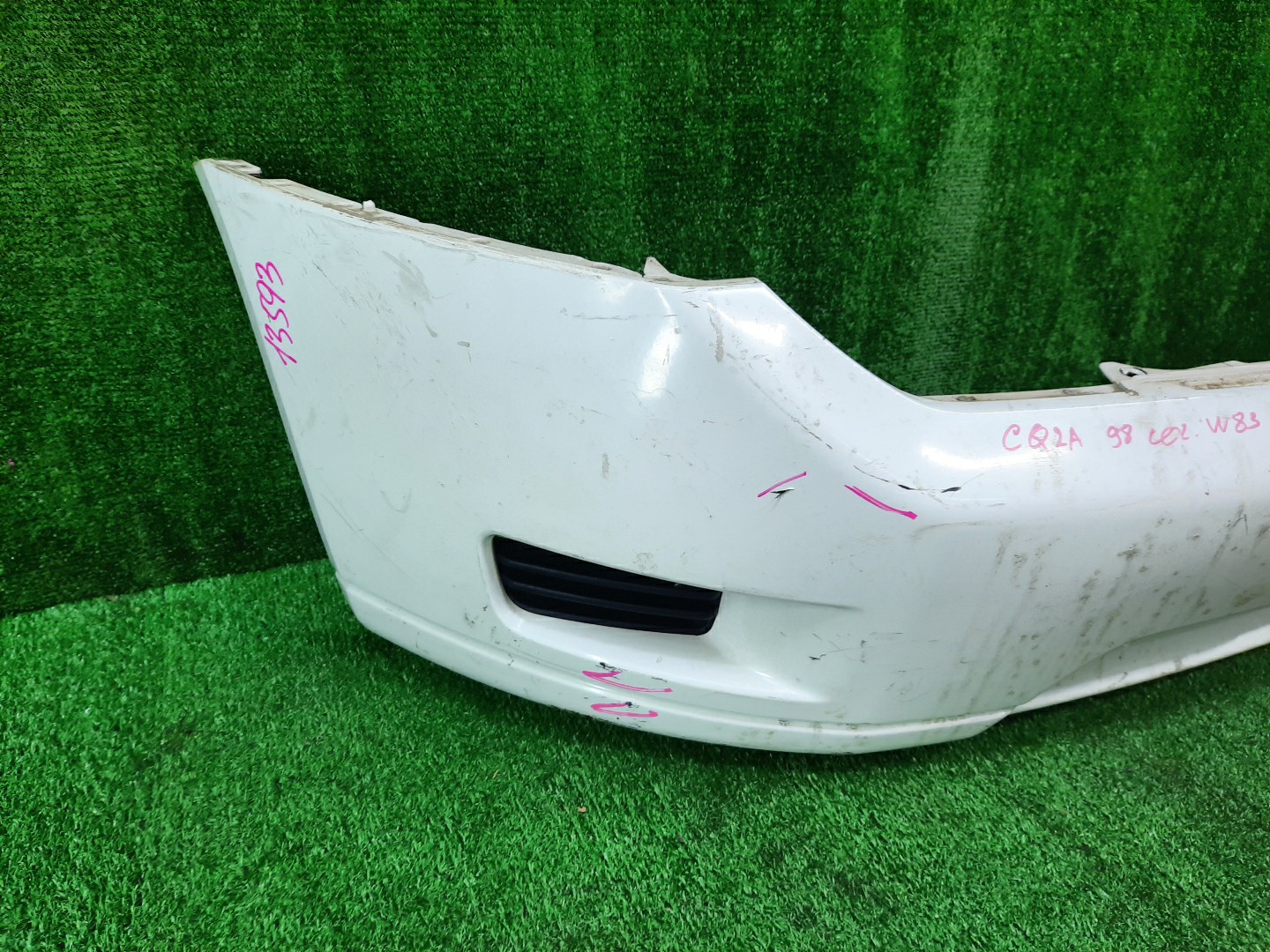 Бампер передний MITSUBISHI MIRAGE DINGO CQ2A 13593 2 ракурс