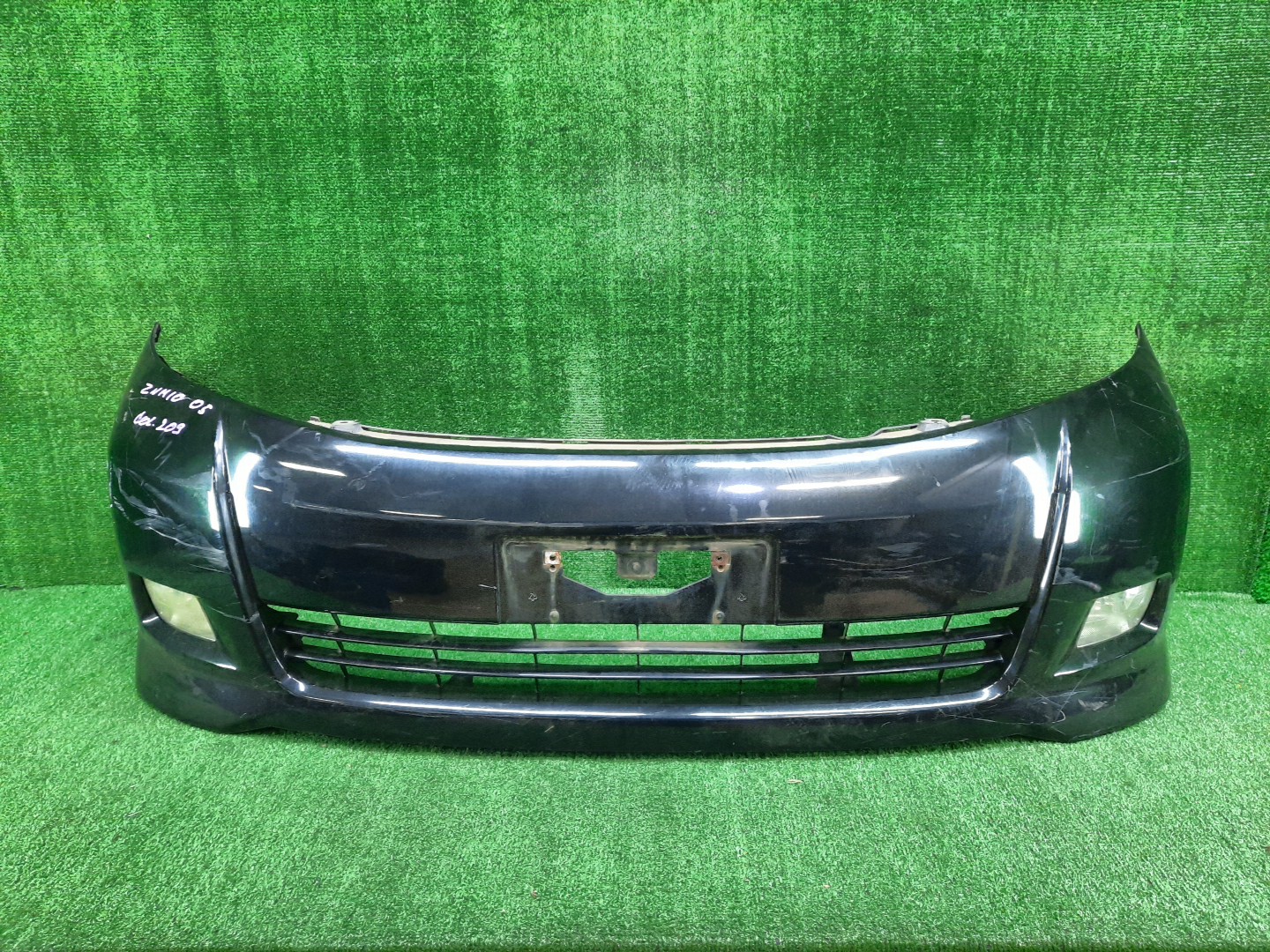 Бампер передний TOYOTA ISIS ZNM10, ZNM10W, ANM10, ANM10W, ANM15, ANM15W, ZGM10, ZGM10W, ZGM11, ZGM11W, ZGM15, ZGM15W, ANM10G, ZGM10G, ANM15G, ZNM10G, ZGM11G, ZGM15G 13632 1 ракурс Бампер передний TOYOTA ISIS ZNM10, ZNM10W, ANM10, ANM10W, ANM15, ANM15W, ZGM10, ZGM10W, ZGM11, ZGM11W, ZGM15, ZGM15W, ANM10G, ZGM10G, ANM15G, ZNM10G, ZGM11G, ZGM15G 13632 1 ракурс