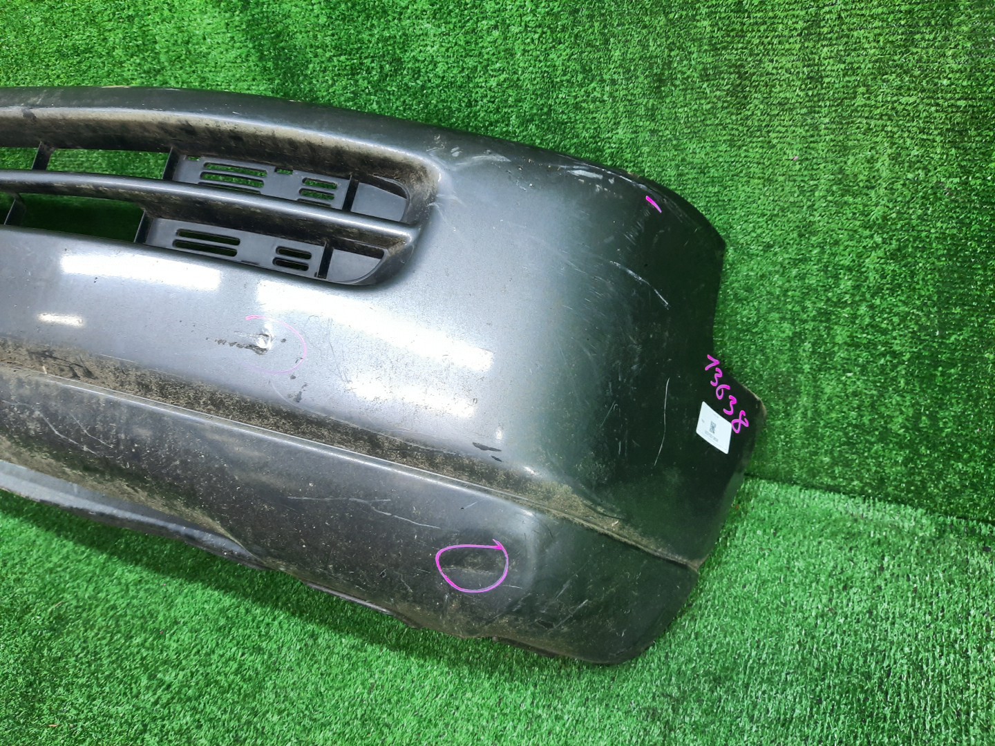 Бампер передний HONDA STEPWGN RF1, RF2 13638 3 ракурс