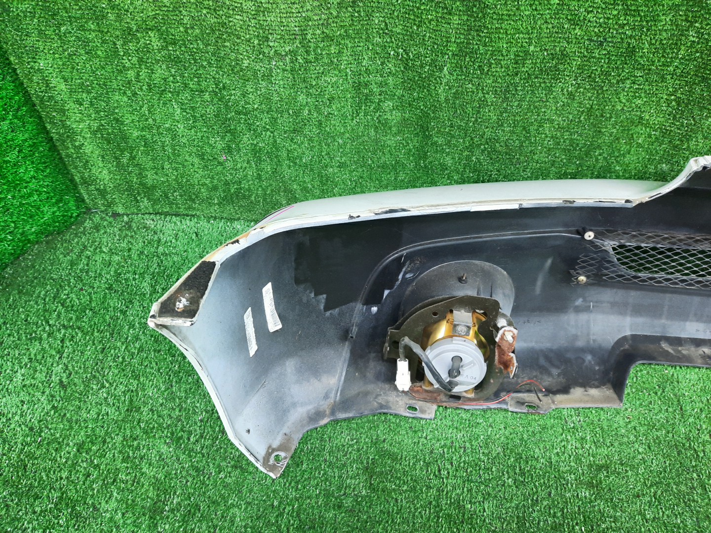 Бампер передний MITSUBISHI PAJERO IO H76W, H66W, H67W, H77W 13655 5 ракурс