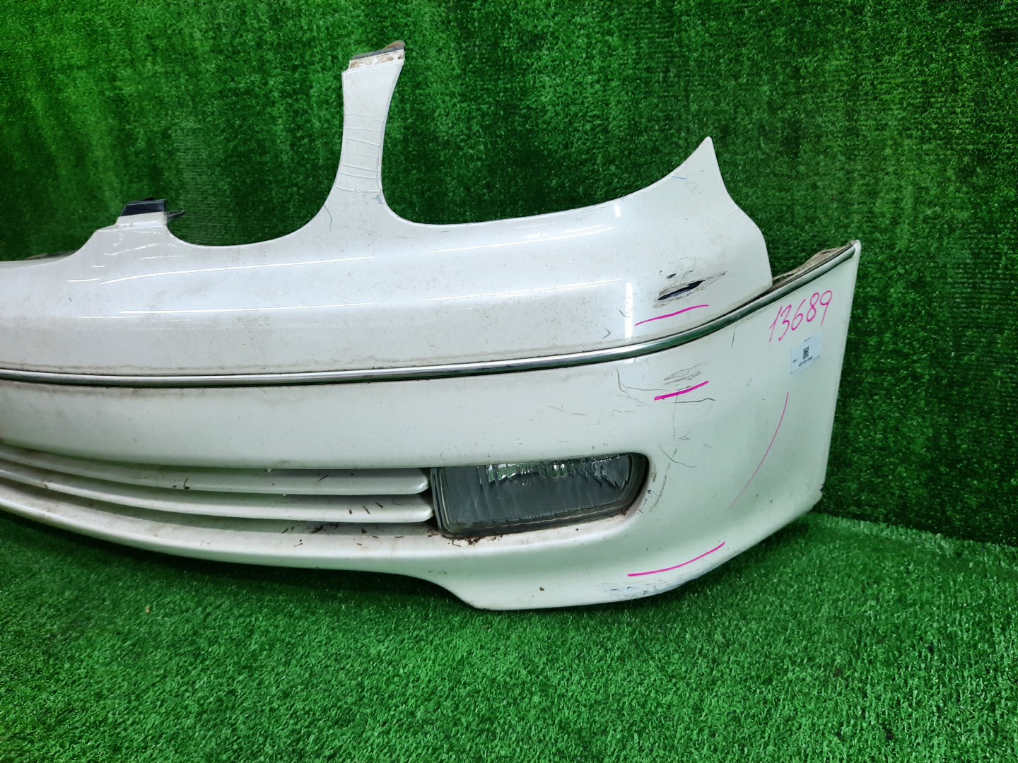 Бампер передний TOYOTA ARISTO JZS160 13689 3 ракурс Бампер передний TOYOTA ARISTO JZS160 13689 3 ракурс