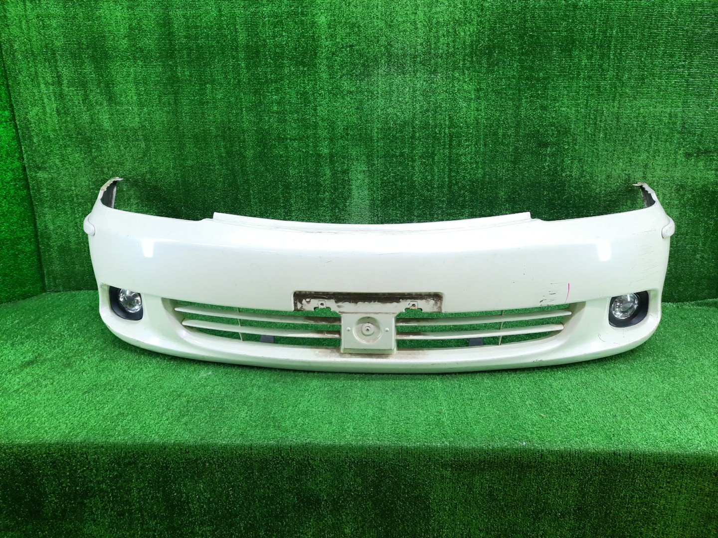 Бампер передний TOYOTA ALLION ZZT240, NZT240, AZT240, ZZT245 13707 1 ракурс