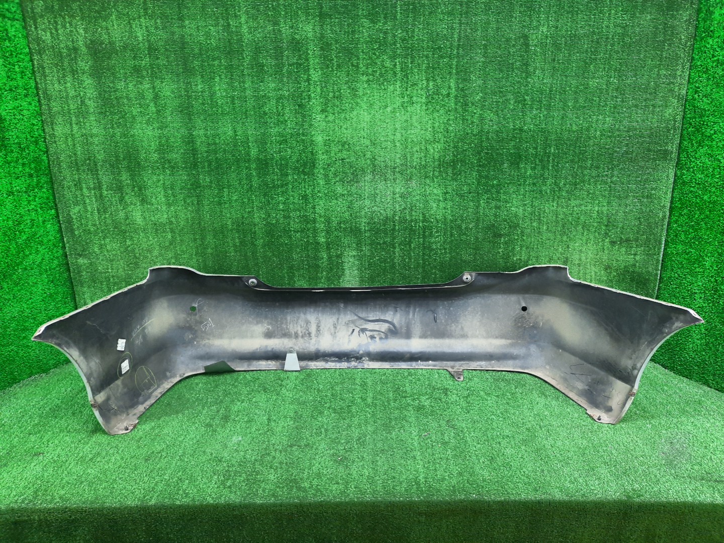 Бампер задний TOYOTA COROLLA  AXIO NZE141, NZE144, ZRE142, ZRE144 13738 4 ракурс