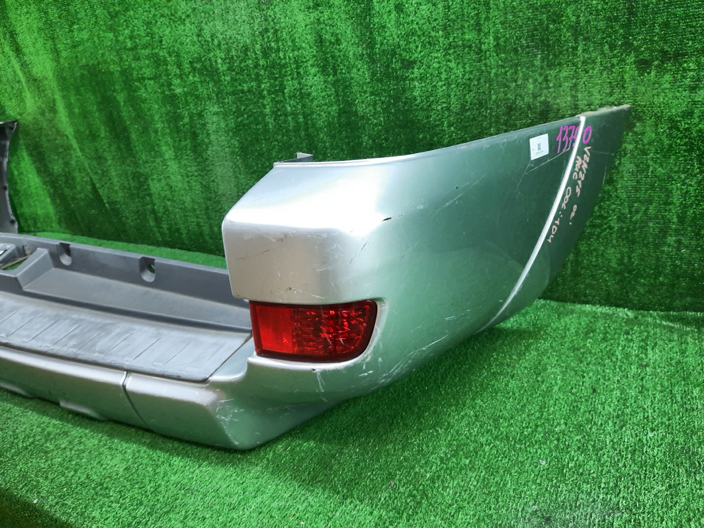 Бампер задний TOYOTA HILUX SURF RZN215W, KDN215W, TRN215W, GRN215W, VZN215W 13750 3 ракурс