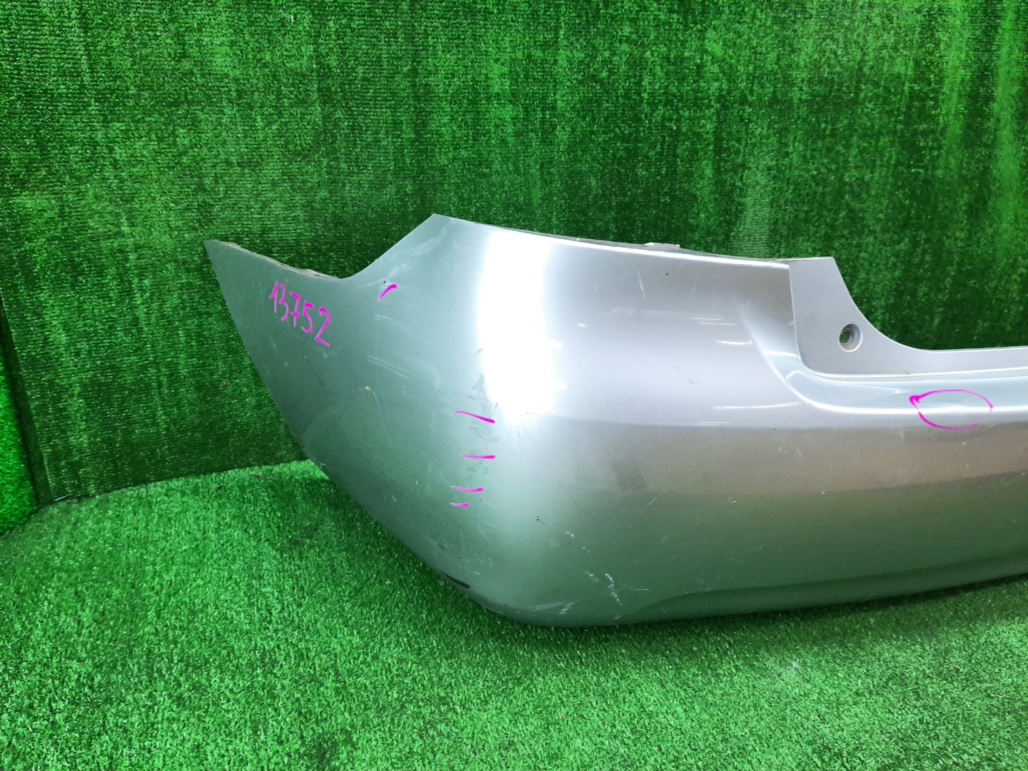 Бампер задний TOYOTA PREMIO ZRT265, ZRT260, NZT260, ZRT261 13752 2 ракурс