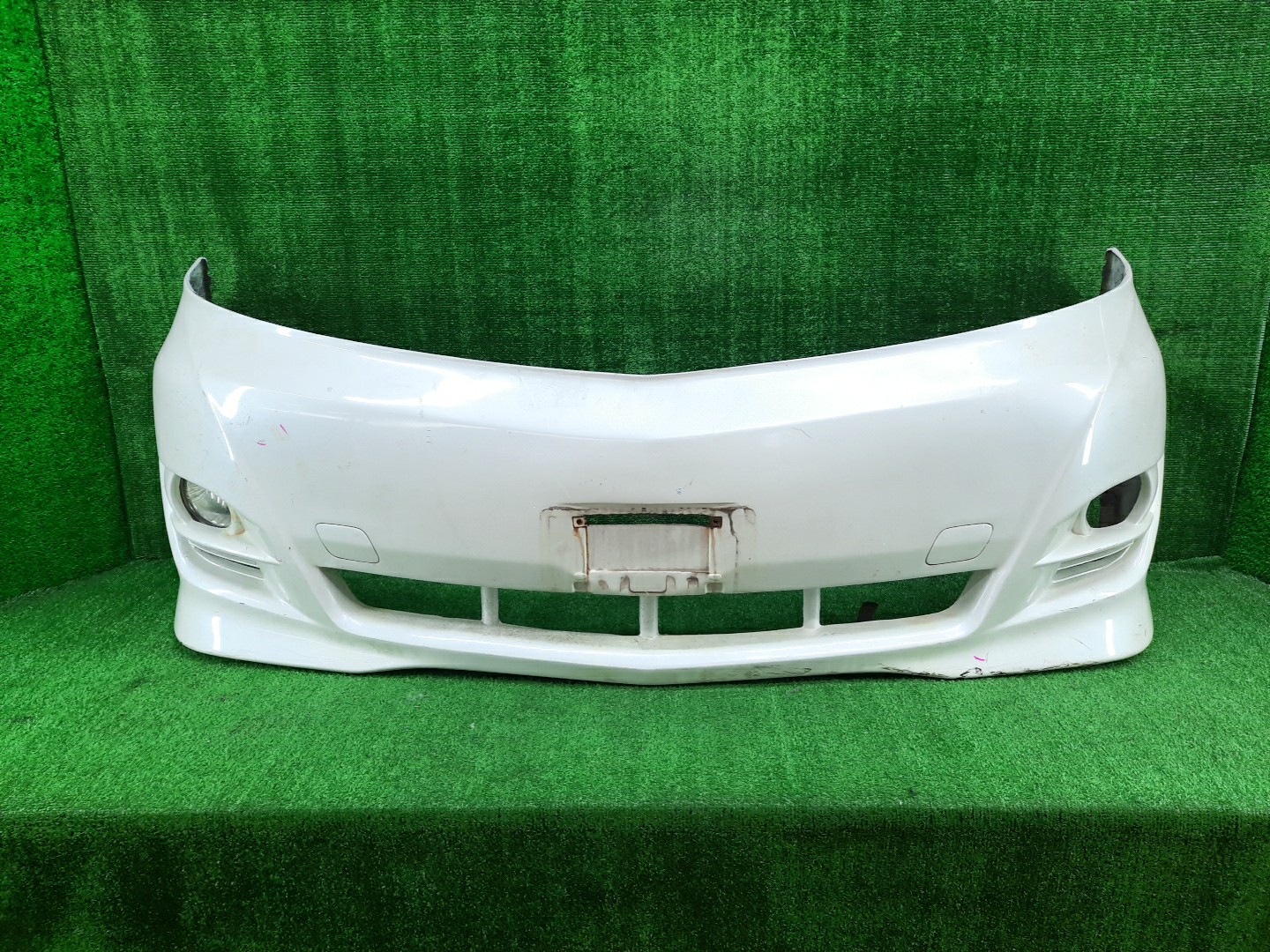Бампер передний TOYOTA ALPHARD MNH15W, MNH10W, ANH15W, ANH10W 13795 1 ракурс