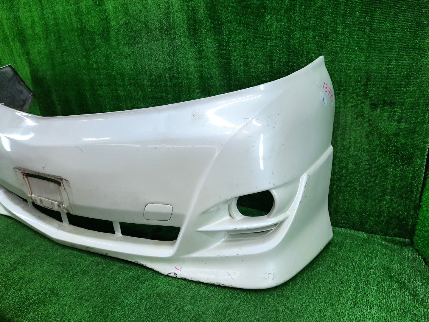 Бампер передний TOYOTA ALPHARD MNH15W, MNH10W, ANH15W, ANH10W 13795 3 ракурс