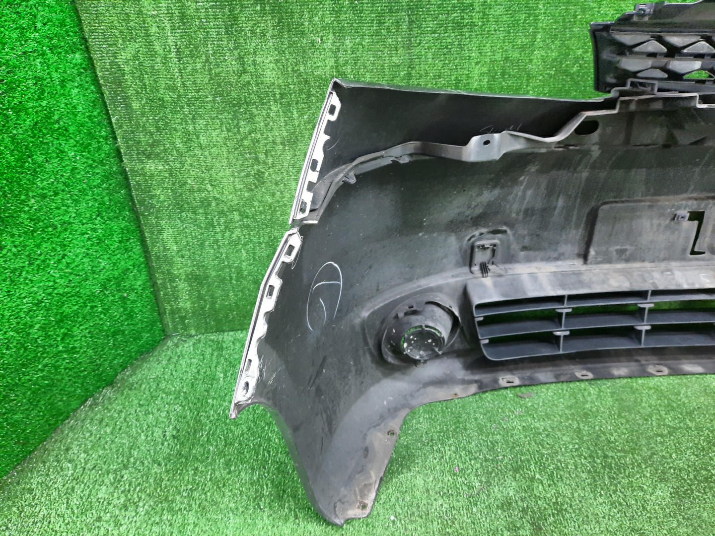 Бампер передний NISSAN DELICA D3, NV200 BM20, M20 13800 5 ракурс