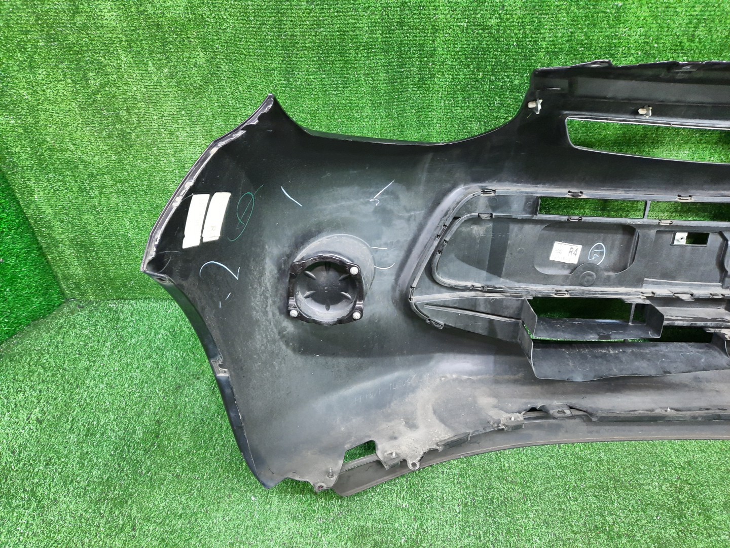 Бампер передний TOYOTA PASSO KGC30, KGC35 13832 5 ракурс