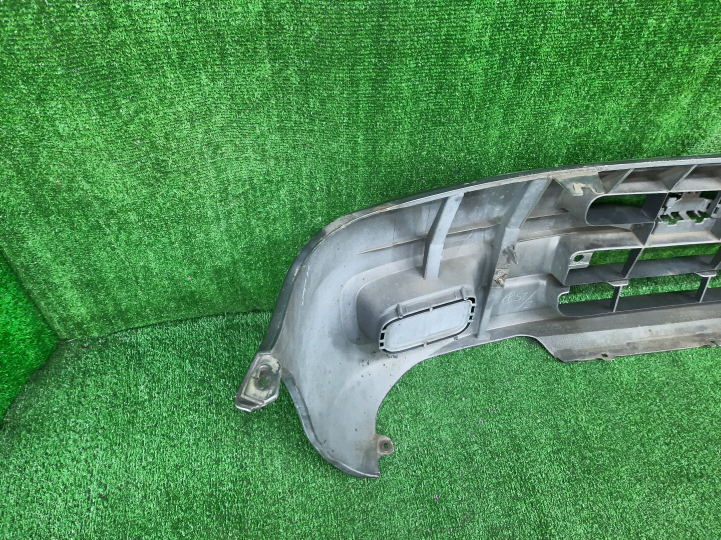 Бампер передний MAZDA FORD FRIDA, BONGO FRIENDEE SGE3F, SGEWF, SGL3F, SGL5F, SGLRF, SG5WF, SGLWF, SGE3, SGEW, SGLW, SG5W, SGLR, SGL5, SGL3 13884 5 ракурс Бампер передний MAZDA FORD FRIDA, BONGO FRIENDEE SGE3F, SGEWF, SGL3F, SGL5F, SGLRF, SG5WF, SGLWF, SGE3, SGEW, SGLW, SG5W, SGLR, SGL5, SGL3 13884 5 ракурс