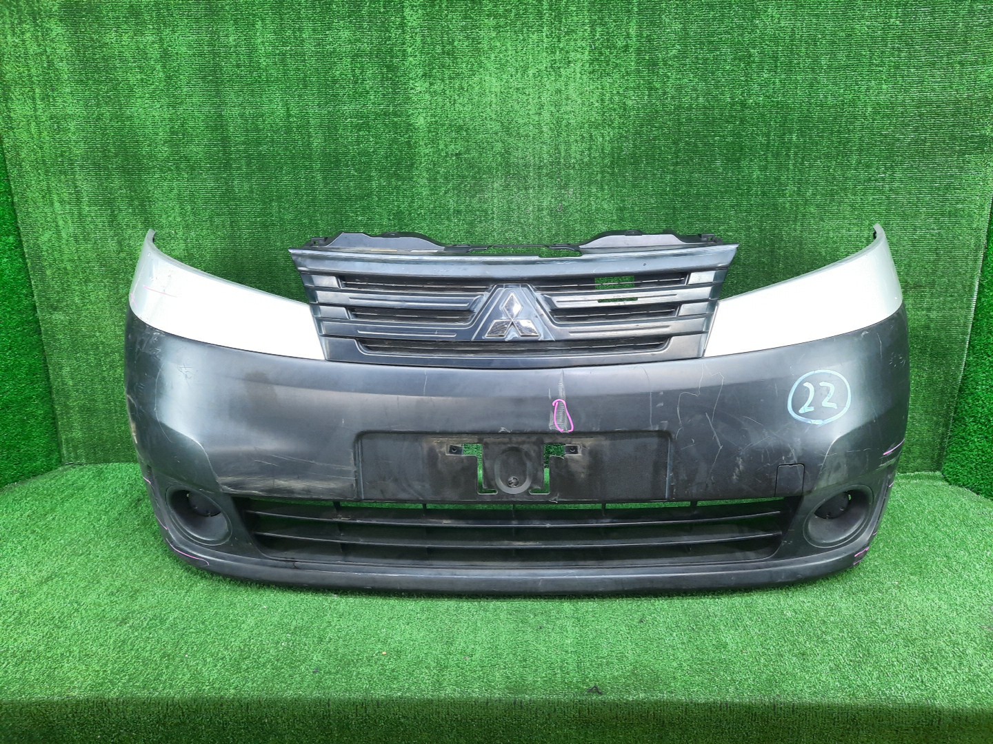 Бампер передний NISSAN DELICA D3, NV200 BM20, M20 13886 1 ракурс