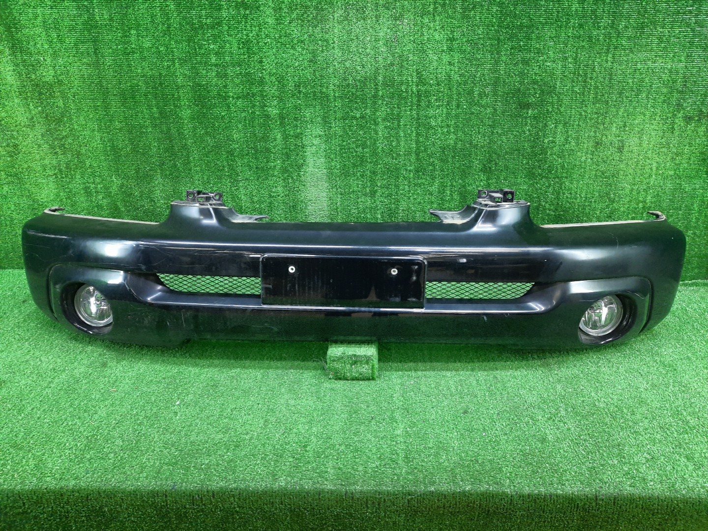 Бампер передний MITSUBISHI PAJERO IO H76W, H66W, H67W, H77W 13922 1 ракурс