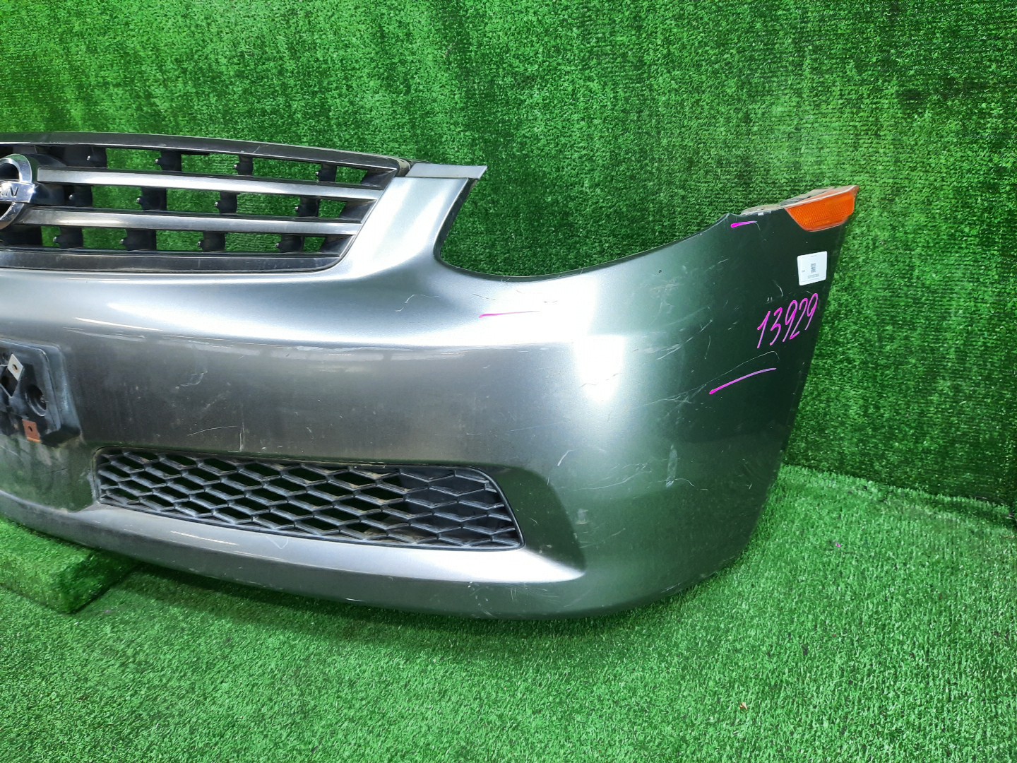 Бампер передний NISSAN SKYLINE V35 13929 3 ракурс
