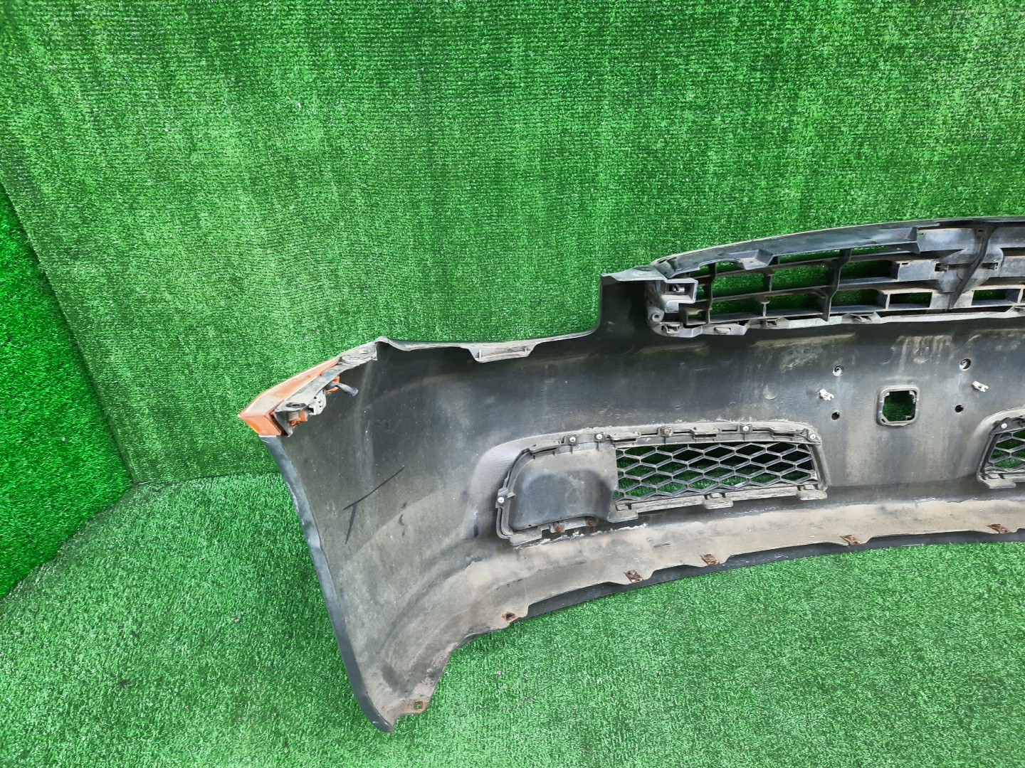 Бампер передний NISSAN SKYLINE V35 13929 5 ракурс