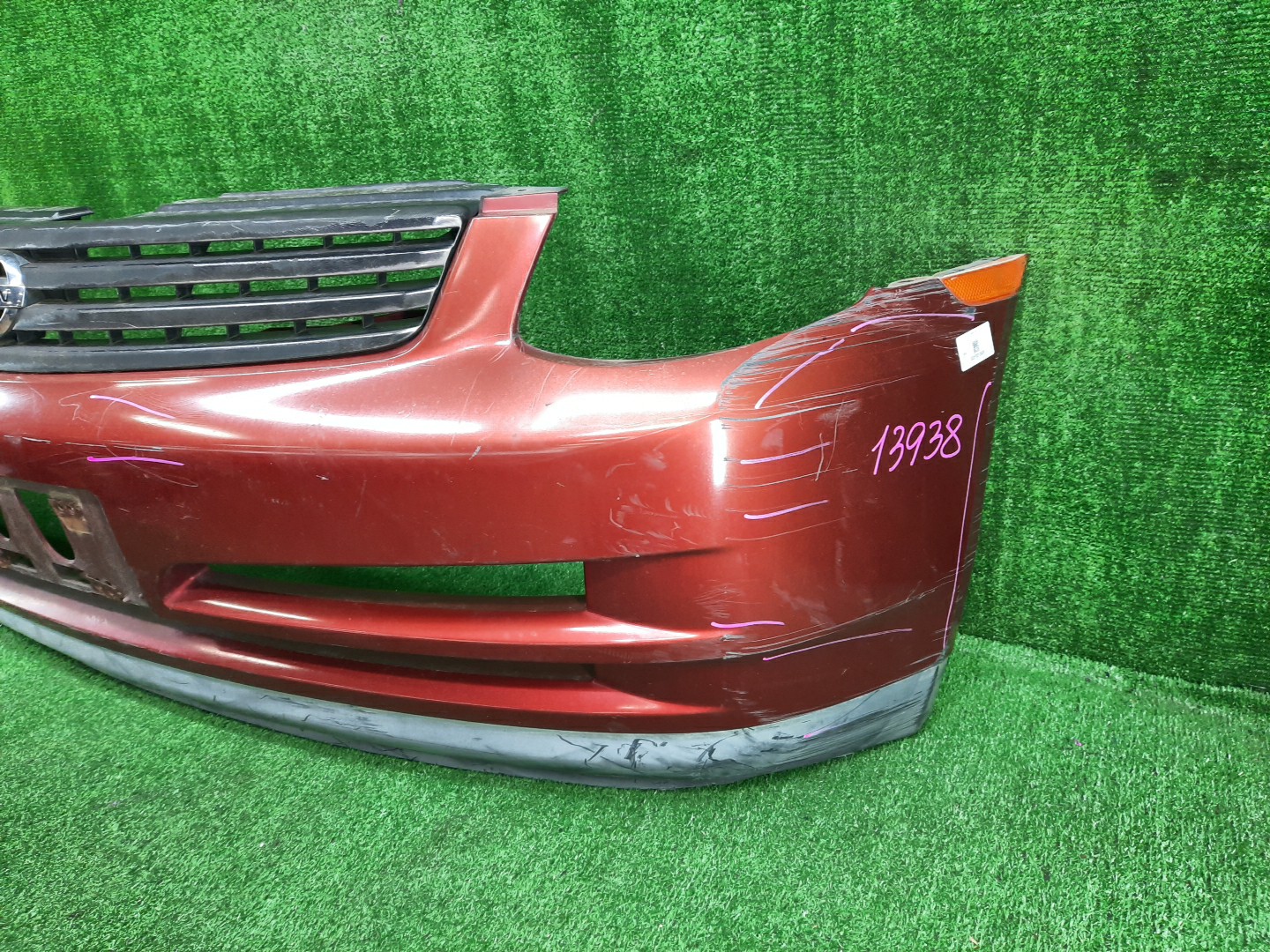 Бампер передний NISSAN SKYLINE V35 13938 3 ракурс
