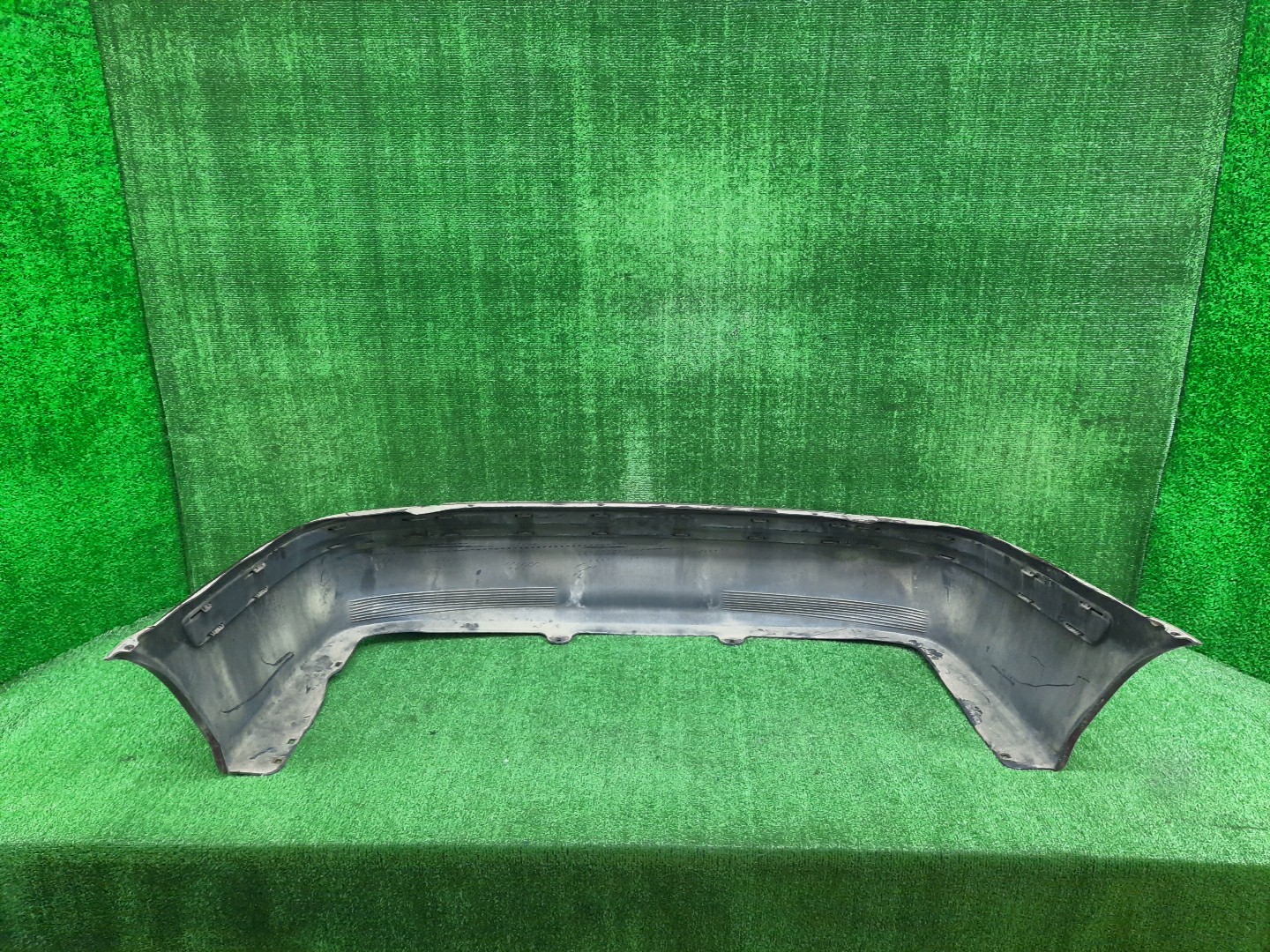 Бампер задний NISSAN BLUEBIRD SYLPHY G10, QG10, FG10, TG10, QNG10 13944 5 ракурс