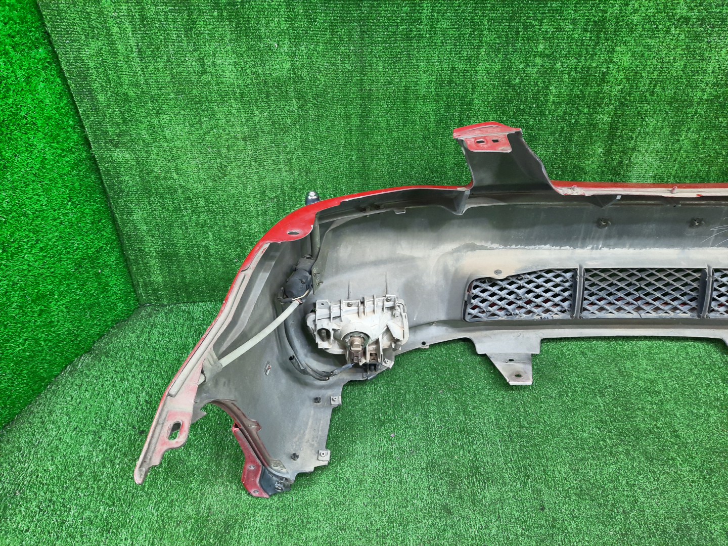 Бампер передний MAZDA MPV LW3W, LW5W, LWEW, LWFW 13994 5 ракурс Бампер передний MAZDA MPV LW3W, LW5W, LWEW, LWFW 13994 5 ракурс