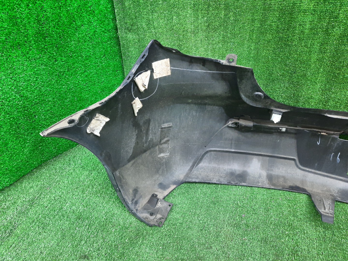 Бампер задний MAZDA AXELA, MAZDA 3, 3 BK5P, BK3P, BKEP, BK WAGON 5 ракурс
