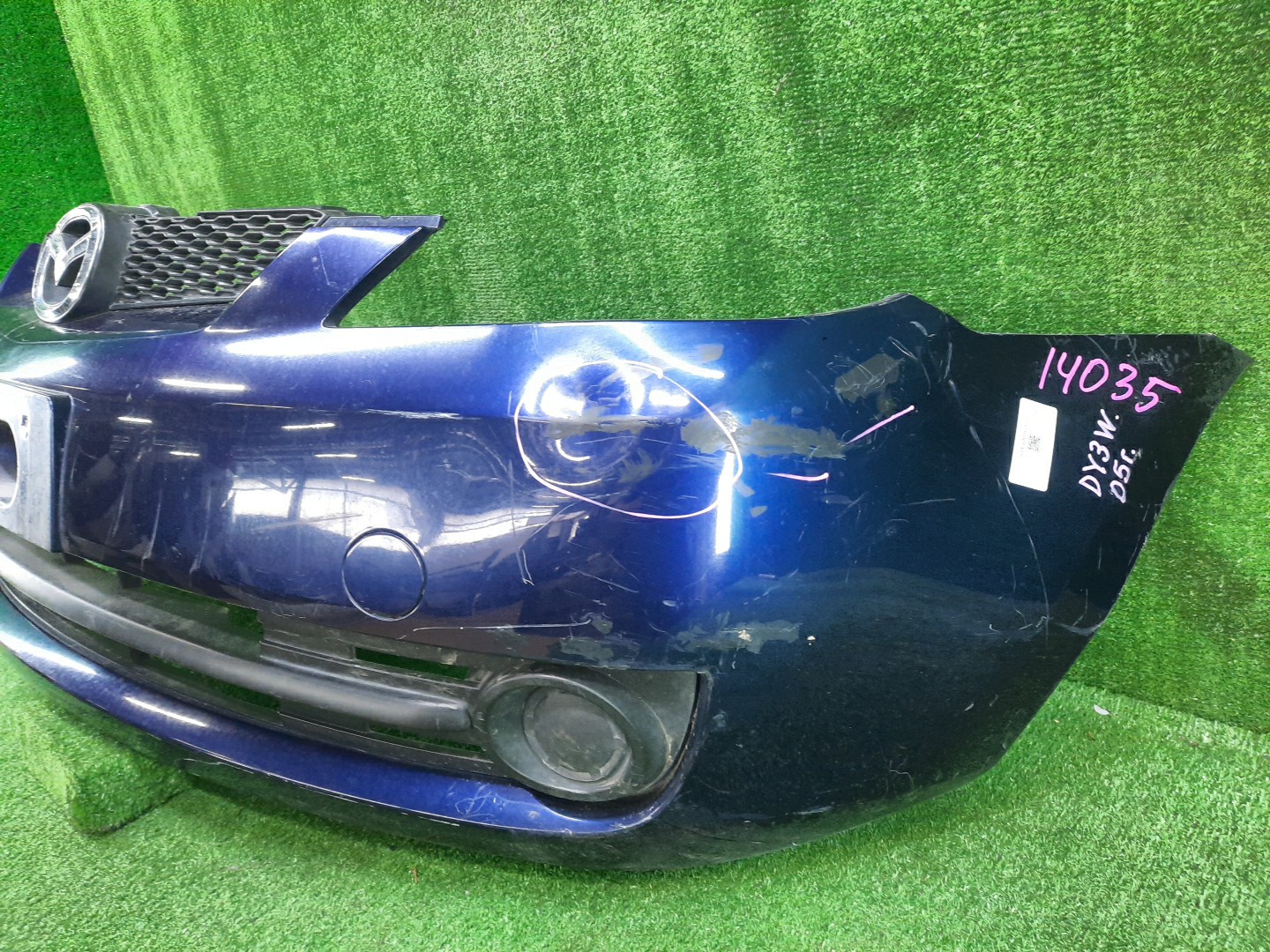 Бампер передний MAZDA DEMIO DY3W, DY5W, DY3R 14035 3 ракурс