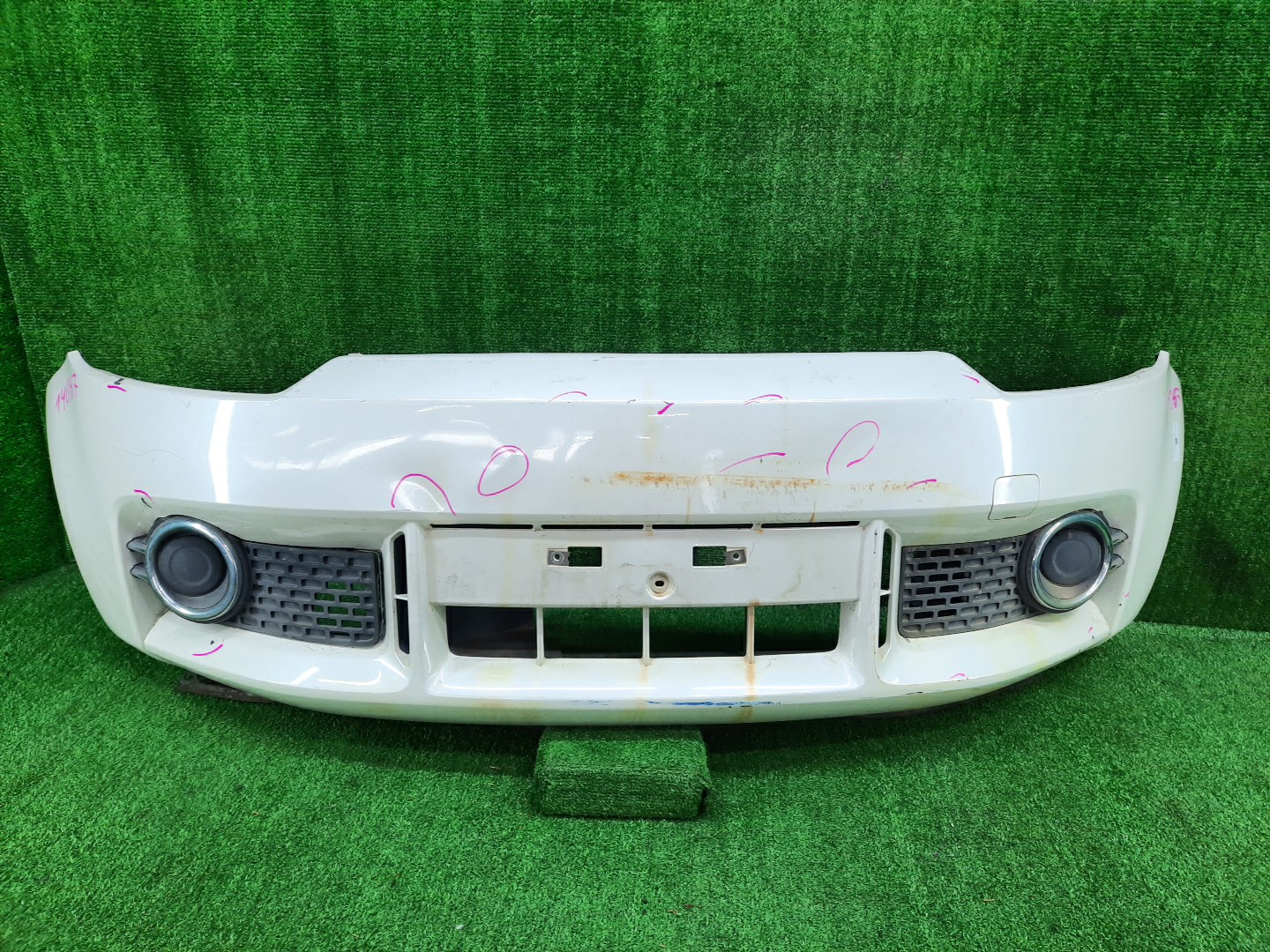 Бампер передний SUZUKI IGNIS FF21S 14067 1 ракурс Бампер передний SUZUKI IGNIS FF21S 14067 1 ракурс