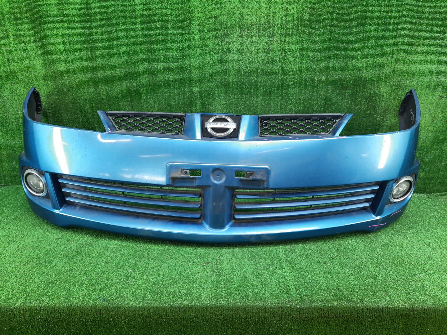 Бампер передний NISSAN WINGROAD Y11 14071 1 ракурс