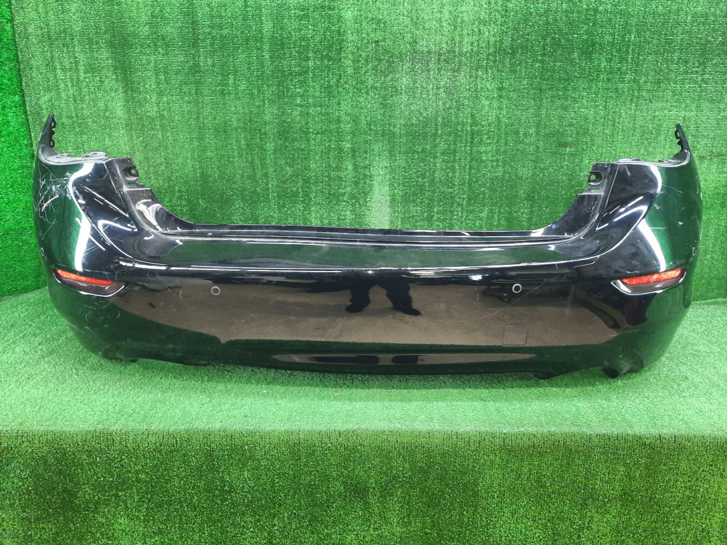 Бампер задний NISSAN SKYLINE HV37 14123 1 ракурс