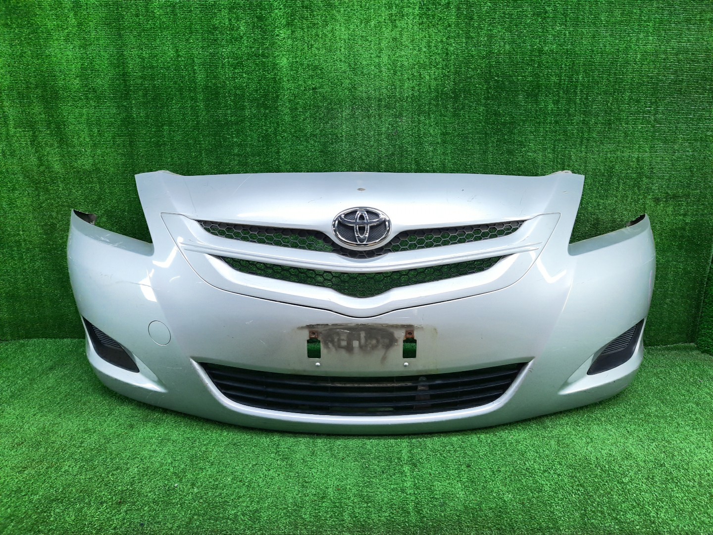 Бампер передний TOYOTA BELTA NCP96, KSP90, KSP92, SCP92 14148 1 ракурс
