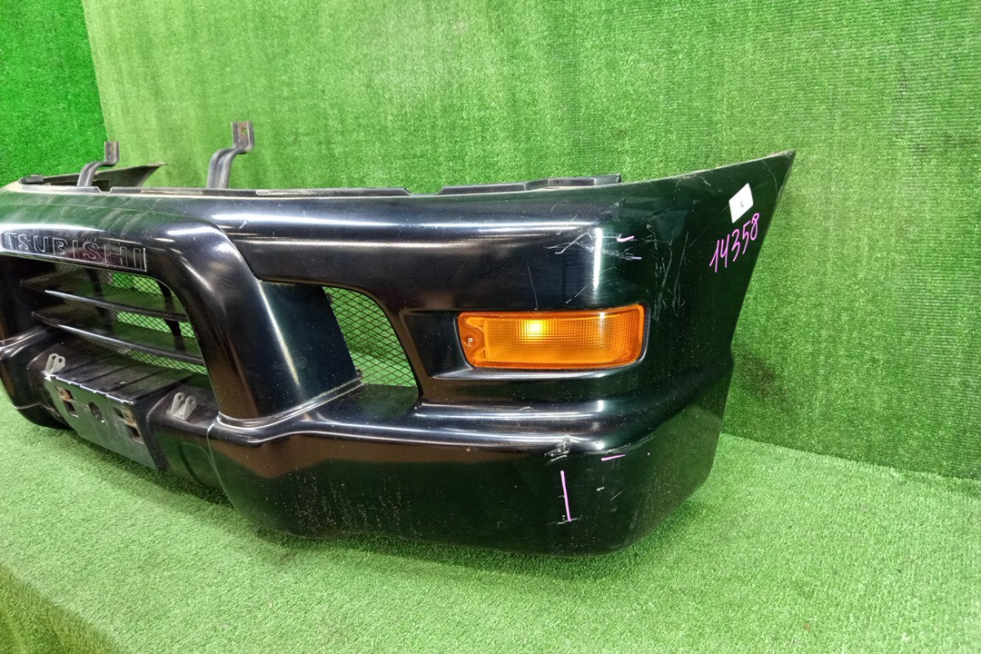 Бампер передний MITSUBISHI DELICA PD6W, PA3V, PA4W, PA5V, PA5W, PD4W, PD8W, PE8W, PF6W, PF8W, FE8W, PB5W, PD5V 14358 3 ракурс
